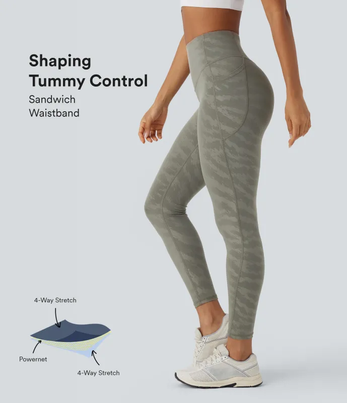 Halara Leggings de yoga de camuflaje de tiro alto con moldeador de abdomen y bolsillos en longitud 7/8 - Born to be Wild - Green Camo - XL(regular) sold by Halara