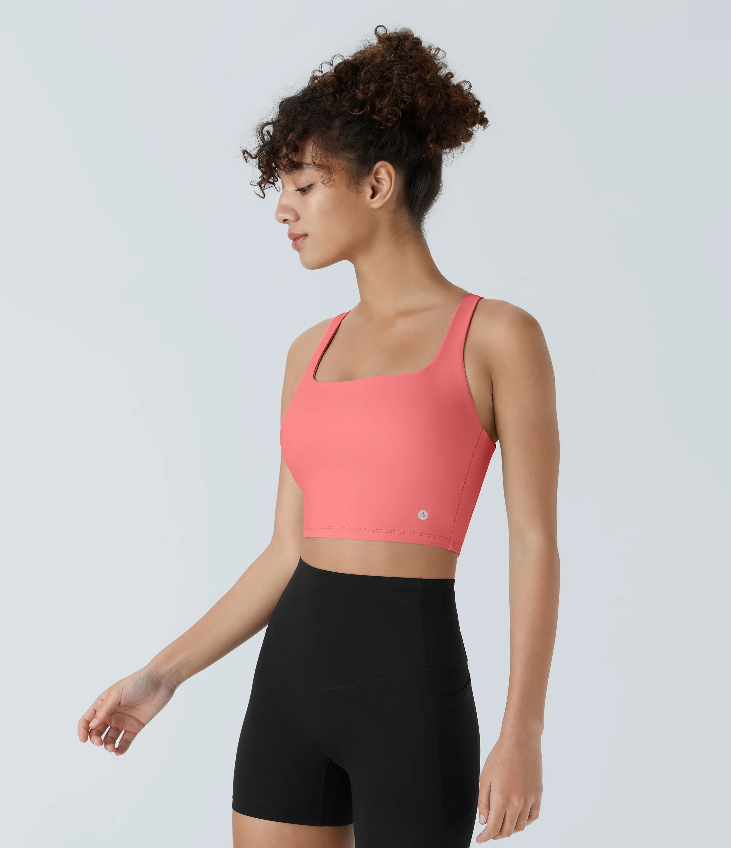 Halara Top corto de yoga SoftlyZero™ Airy con escote cuadrado, sin espalda, tirantes cruzados y tacto fresco-UPF50+ en copas D-F - Shell Pink - XL sold by Halara product image thumbnail 4