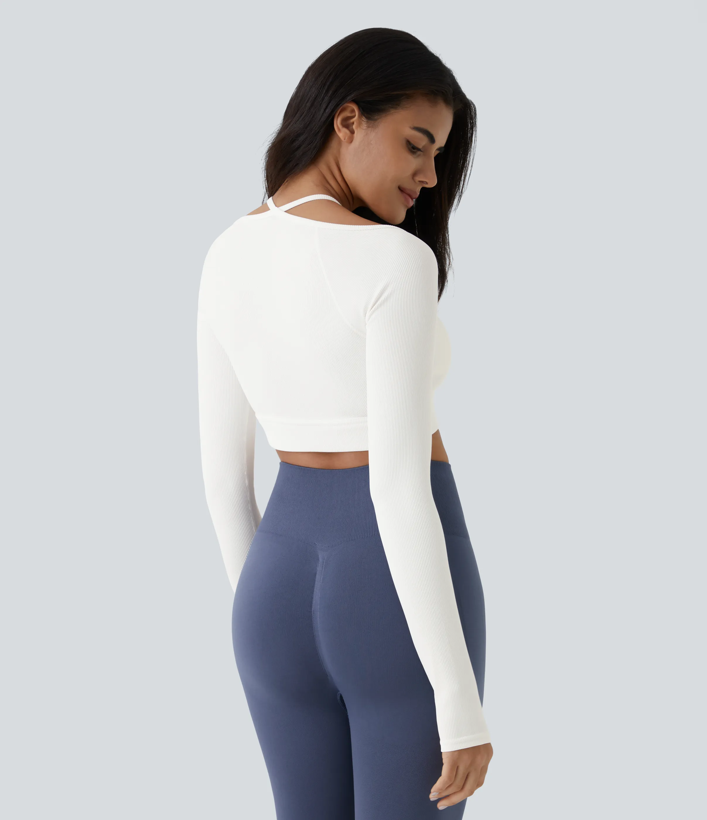 Halara Top deportivo abierto con agujeros para el pulgar y cuello tipo halter - White - XL sold by Halara product image thumbnail 3