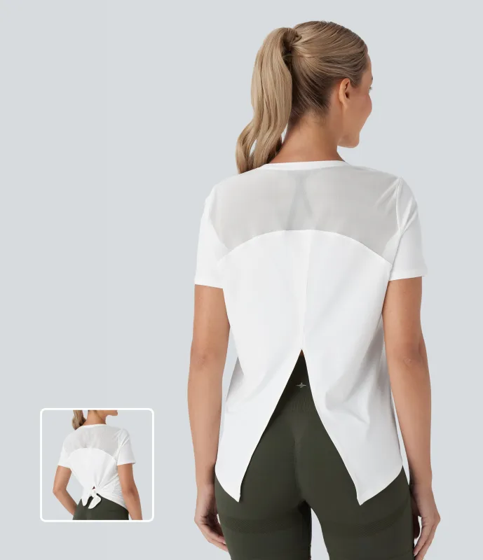 Halara Top deportivo de yoga de manga corta con cuello redondo y malla en contraste con espalda abierta - White - XS sold by Halara