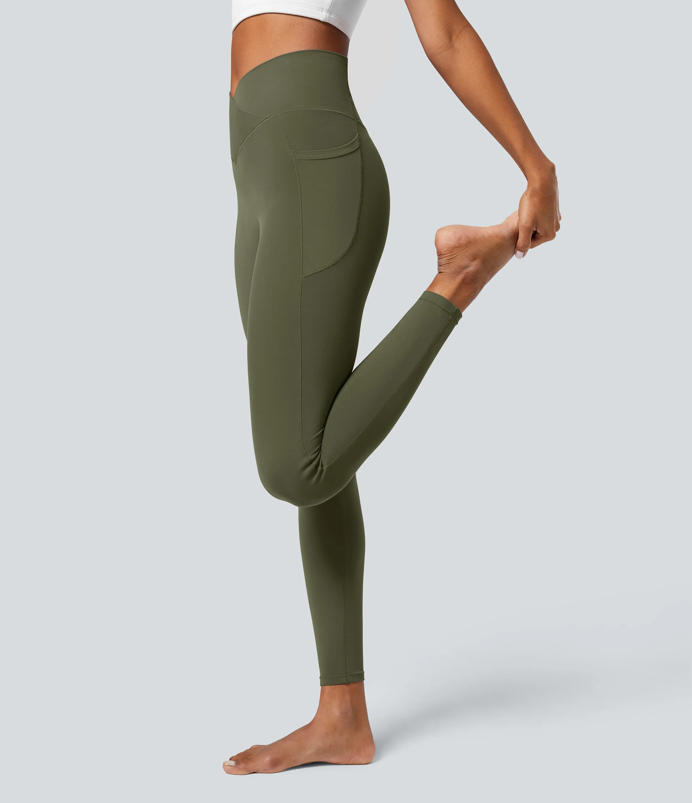 Halara Leggings Softlyzero™ liso bolsillo cruzado -UPF50+ - Grass Grey Green - L(7/8) sold by Halara product image thumbnail 4