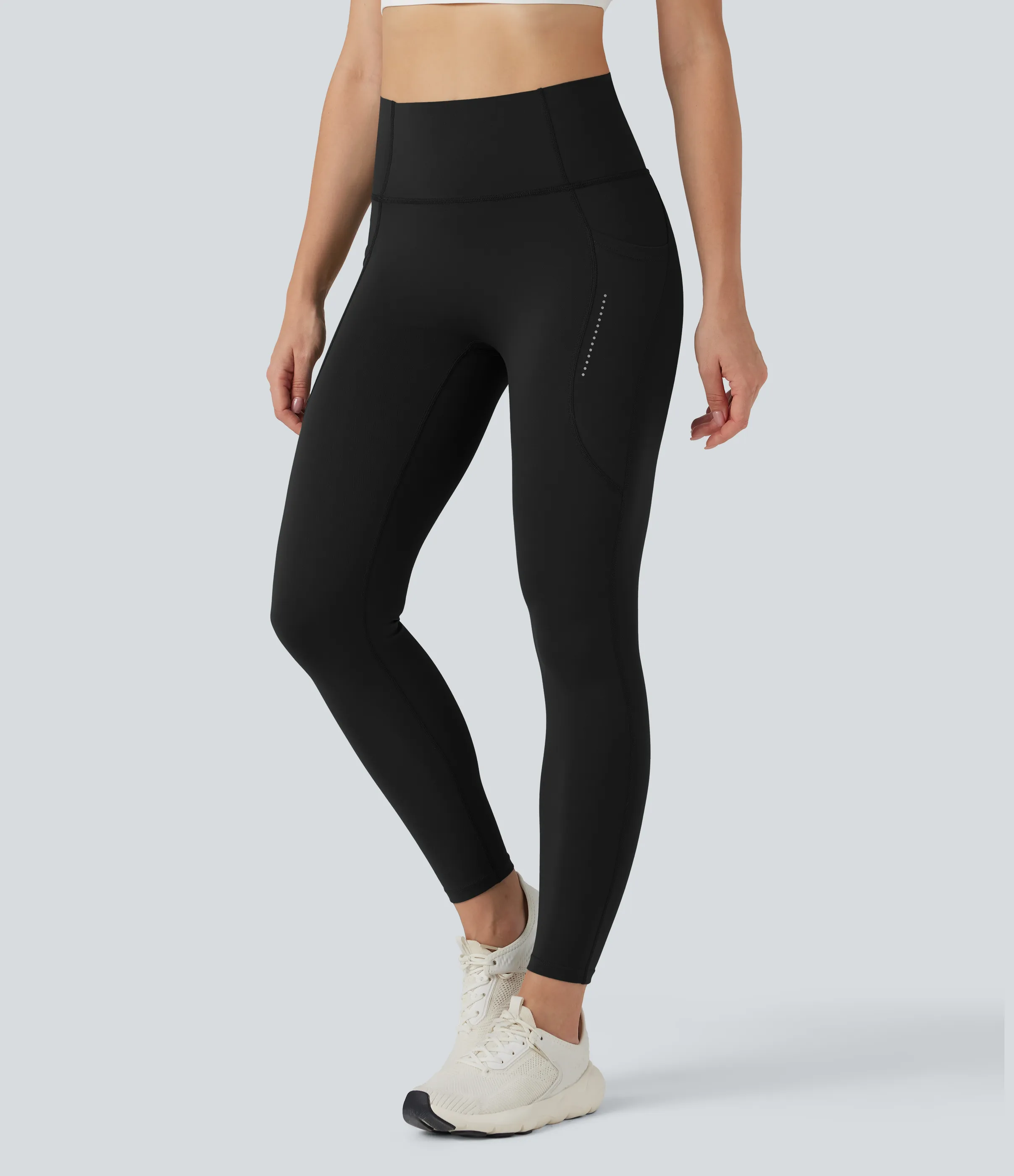 Halara Leggings para running SpeedWave™ moldeadores de tiro alto reflectantes de secado rápido y con control abdominal con bolsillos - Black - S(7/8) sold by Halara product image thumbnail 2
