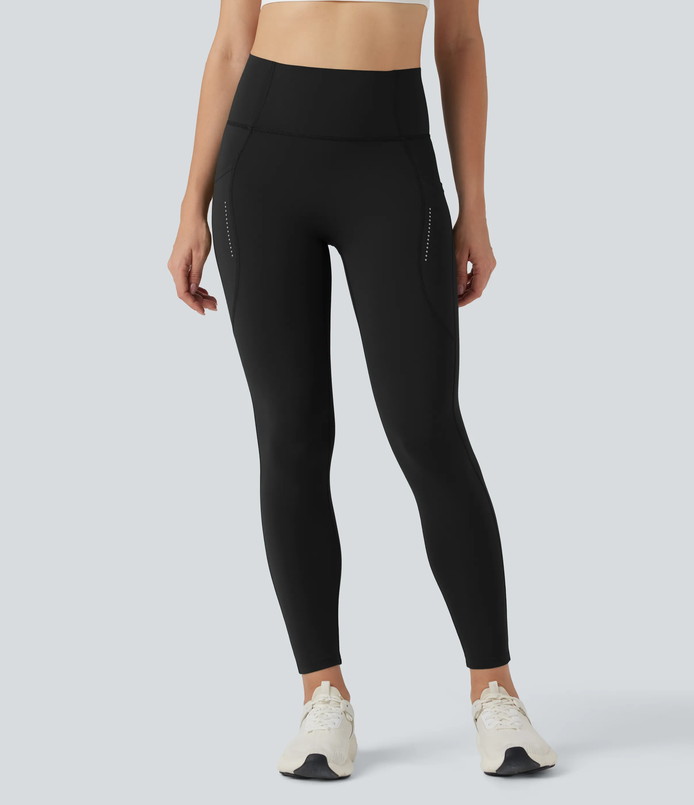 Halara Leggings para running SpeedWave™ moldeadores de tiro alto reflectantes de secado rápido y con control abdominal con bolsillos - Black - S(7/8) sold by Halara product image thumbnail 4