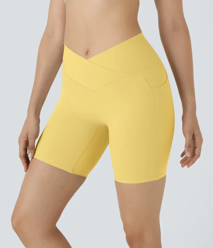 Halara Pantalón corto Softlyzero™ ciclista yoga bolsillo lateral cruzado tiro alto 17.5cm - Lemon Meringue - XL sold by Halara