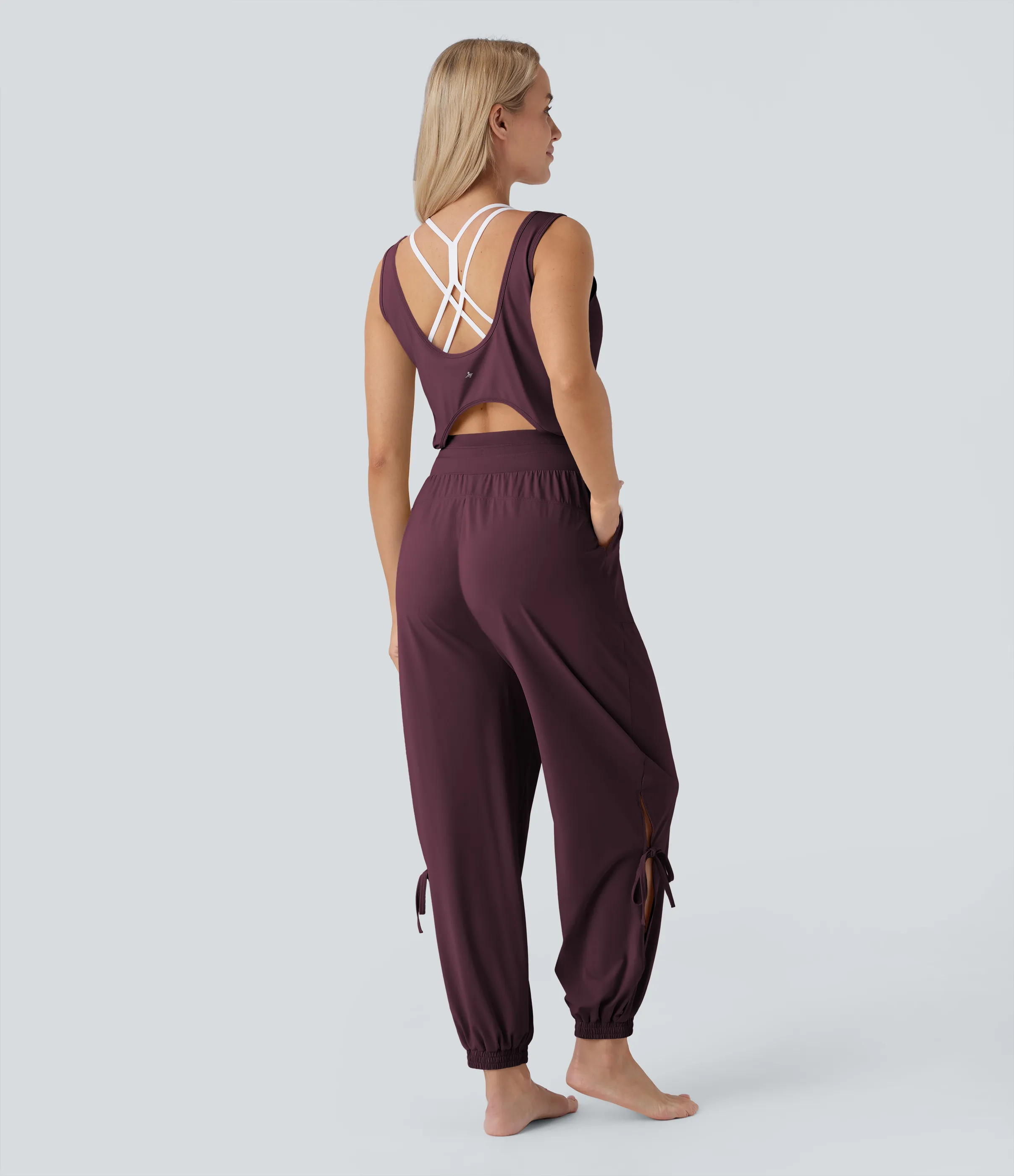 Halara Jumpsuit de yoga sin mangas con espalda descubierta, cordón ajustable y bolsillos laterales de tacto fresco - UPF50+ - Fig - XS(regular) sold by Halara product image thumbnail 5