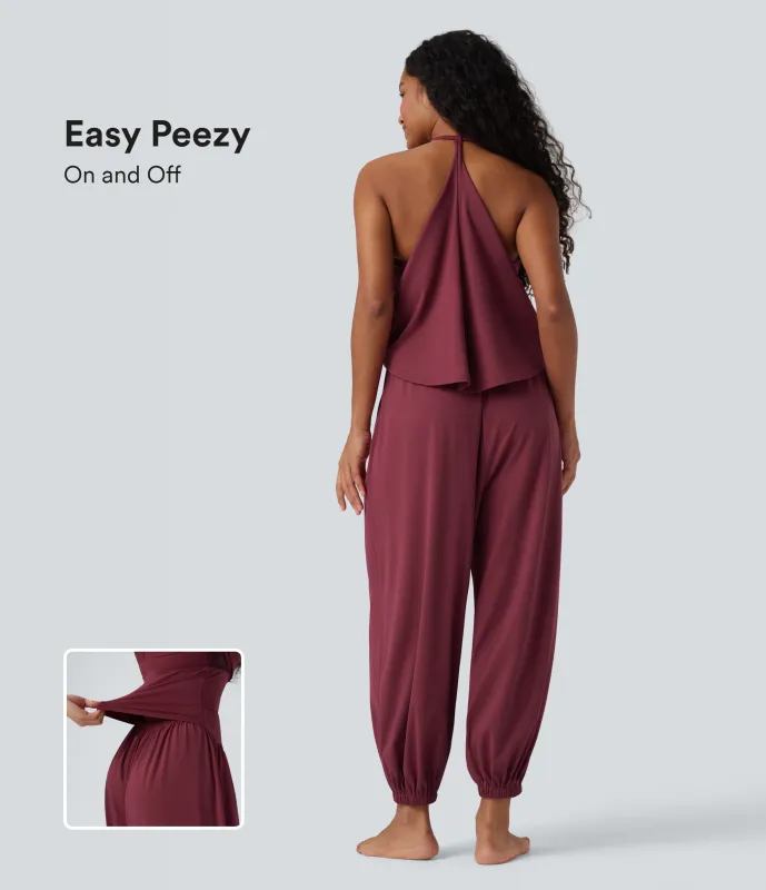 Halara Jumpsuit de yoga SoftlyZero™ Airy Halter sin mangas de tacto fresco con bolsillos y fácil de llevar - UPF 50+ - Cordovan - L(regular) sold by Halara