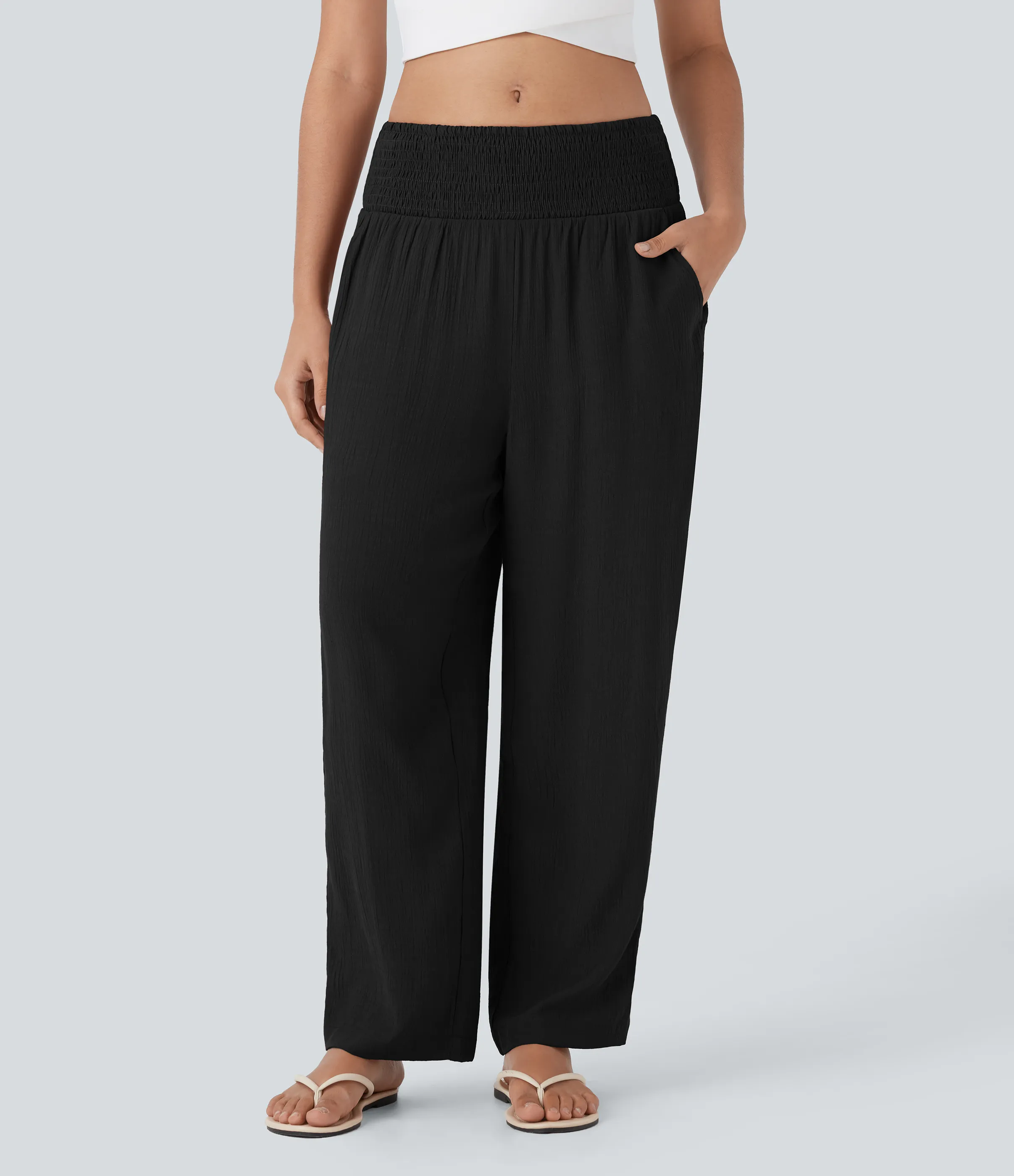 Halara Pantalón resort tiro medio bolsillo lateral fruncido - Black - S(regular) sold by Halara product image thumbnail 2