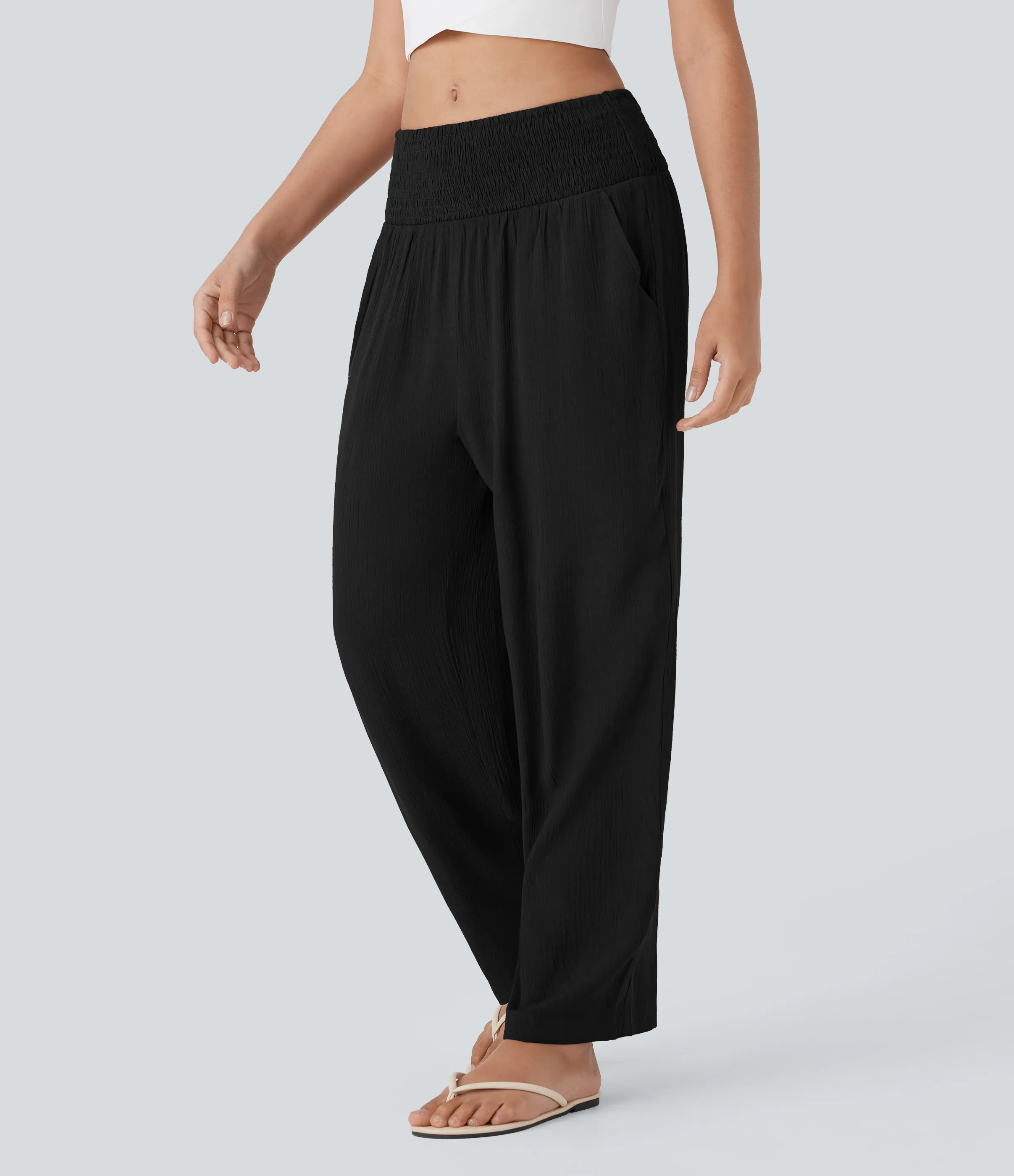 Halara Pantalón resort tiro medio bolsillo lateral fruncido - Black - S(regular) sold by Halara product image thumbnail 4