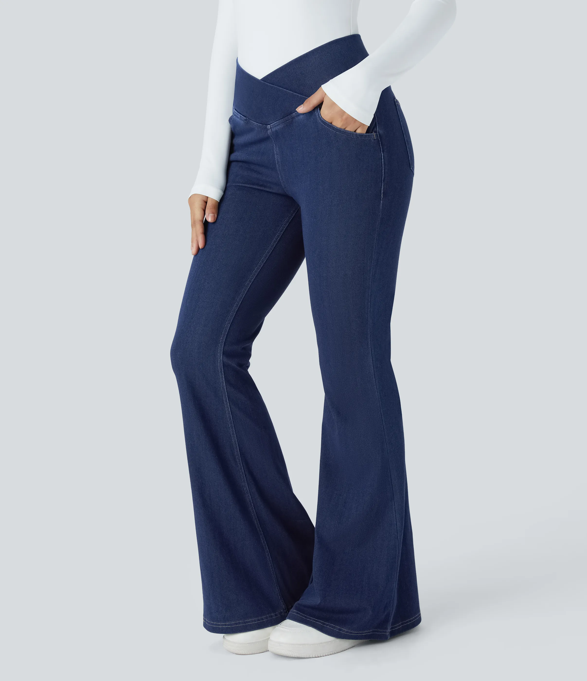 Halara Jeans Halara Flex™ Denim súper acampanado elástico lavado bolsillo cruzado tiro alto - Gloomy Blue Denim - S(petite) sold by Halara product image thumbnail 4