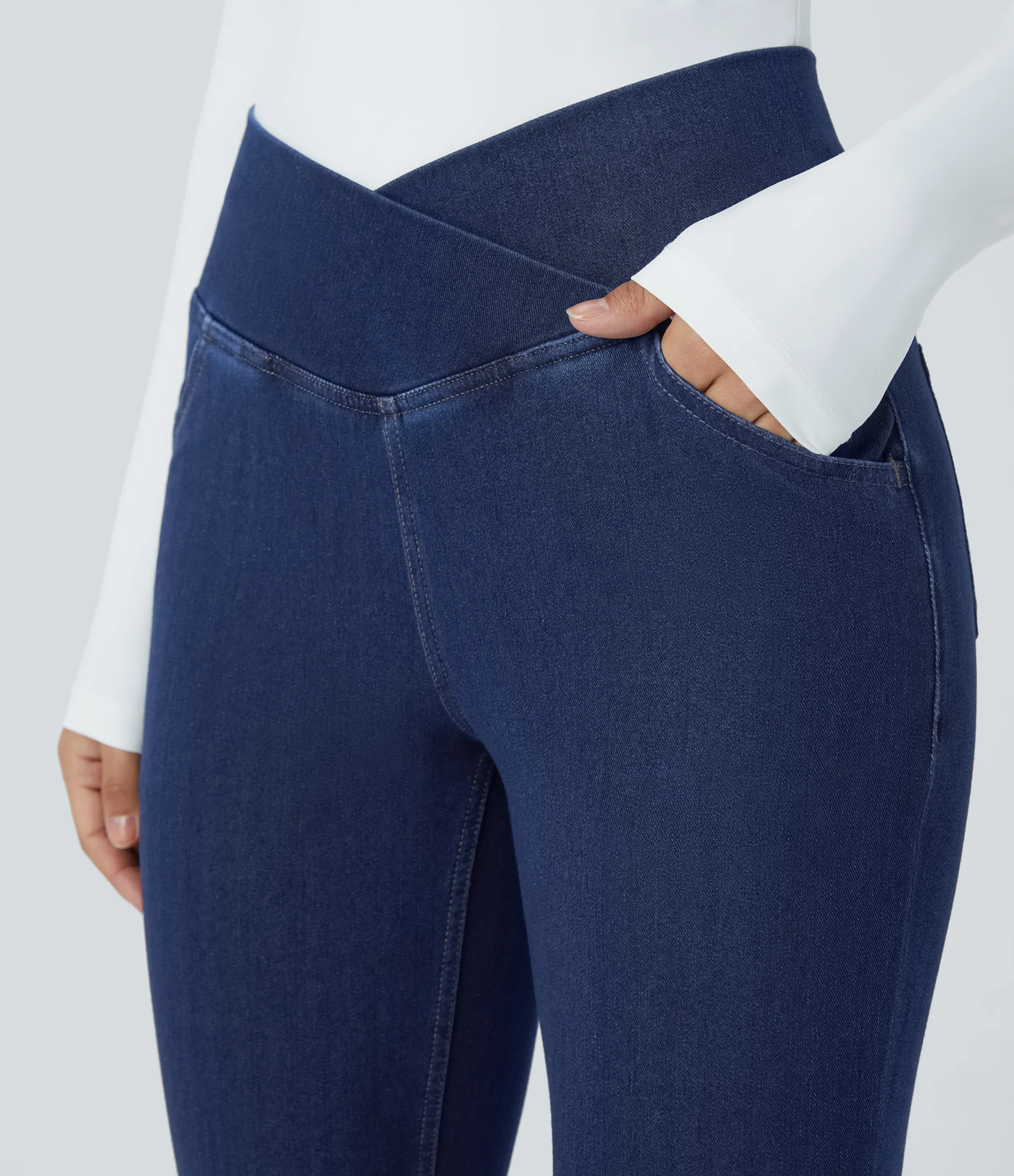 Halara Jeans Halara Flex™ Denim súper acampanado elástico lavado bolsillo cruzado tiro alto - Gloomy Blue Denim - S(petite) sold by Halara product image thumbnail 5