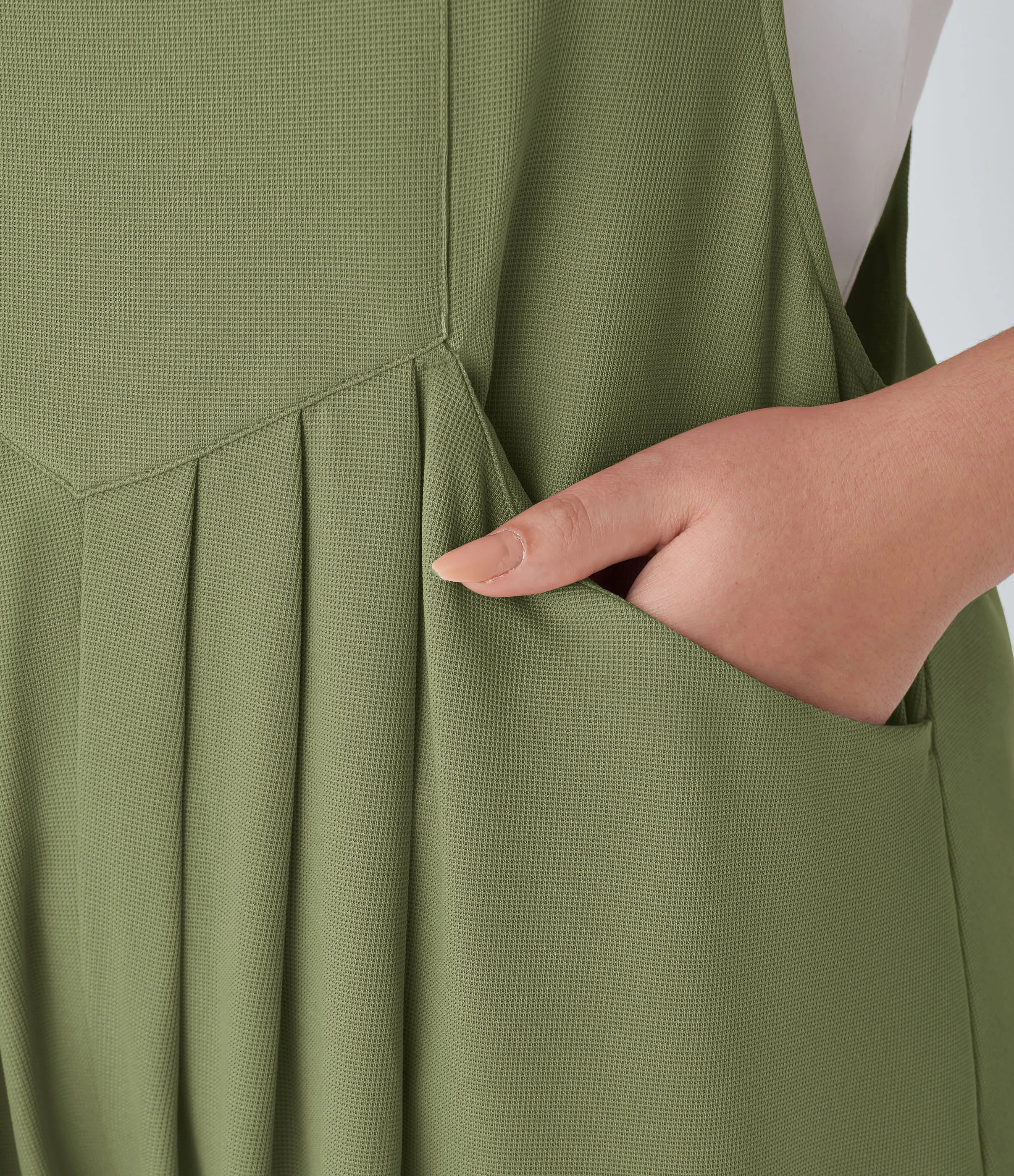 Halara Mono correa ajustable botón múltiple bolsillo plisado Gofre talla grande - Loden Green - 2X sold by Halara product image thumbnail 5