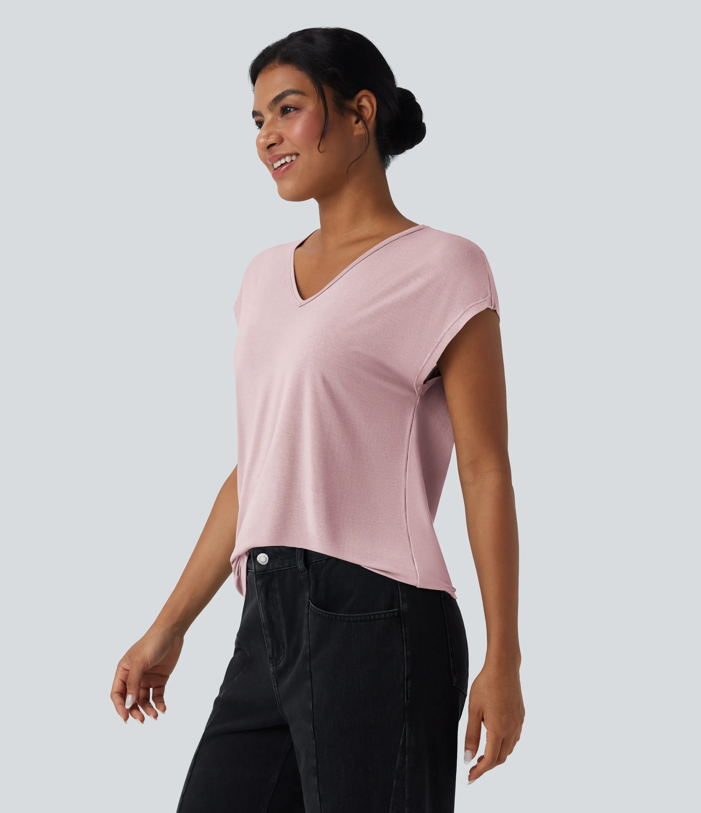 Halara Camiseta casual de manga corta con cuello en V - Porcelain Pink - M sold by Halara product image thumbnail 4