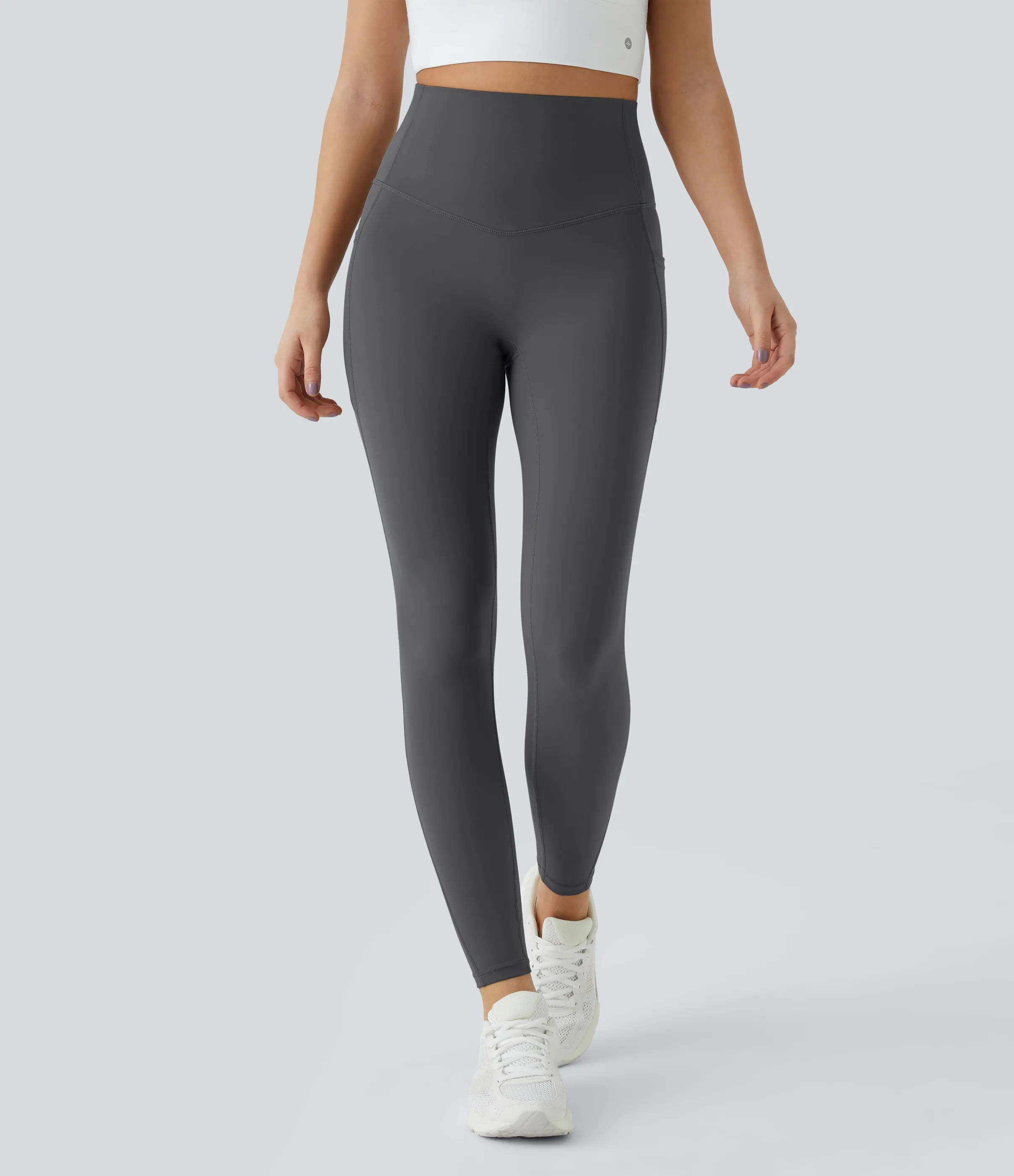 Halara Leggings capri entrenamiento moldeador bolsillo lateral tiro alto - Volcanic Ash - M sold by Halara product image thumbnail 3