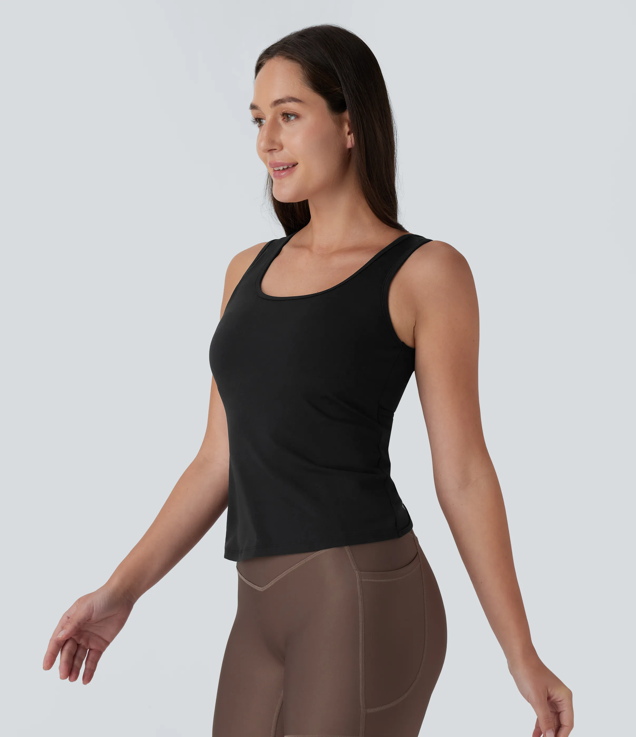 Halara Camiseta yoga cruzada cuello U sin espalda - más largo - Black - L(Long) sold by Halara product image thumbnail 4