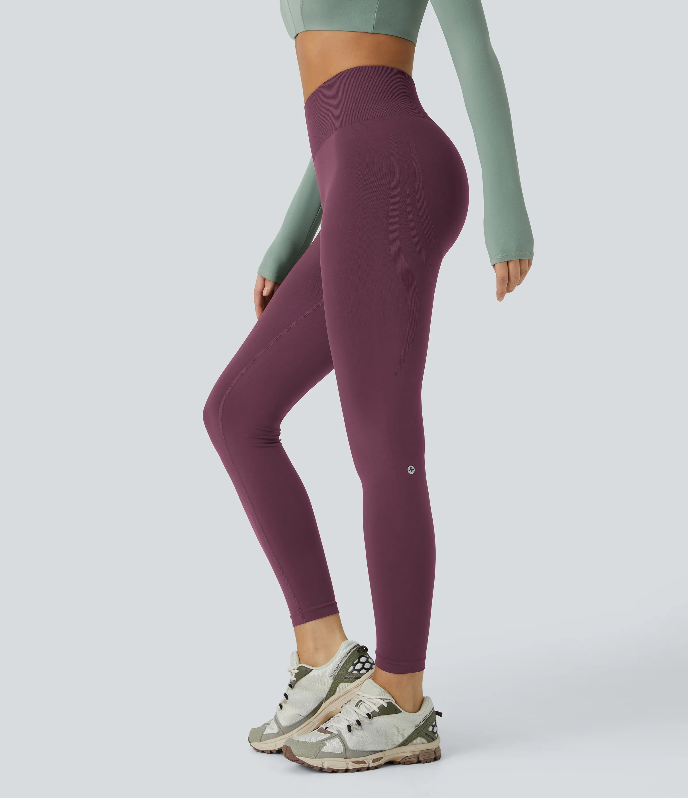 Halara Leggings yoga tiro medio control abdomen realce glúteo 7/8 sin costura - Fig - M(7/8) sold by Halara product image thumbnail 2