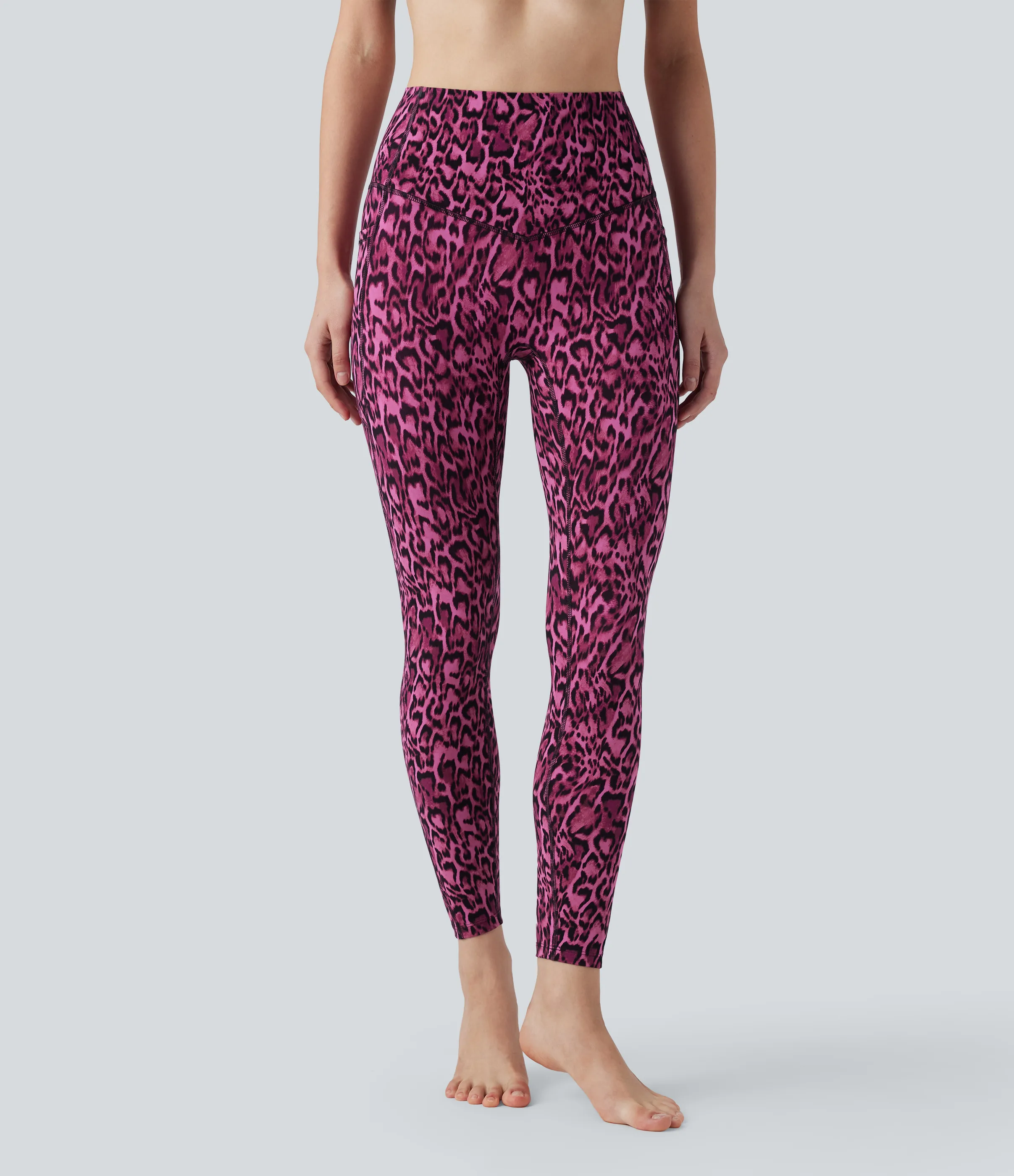 Halara Leggings de yoga Halara UltraSculpt™ con estampado de leopardo, cintura alta, control de abdomen y bolsillos - Black and Fuchsia Leopard Print - M(full_length) sold by Halara product image thumbnail 2