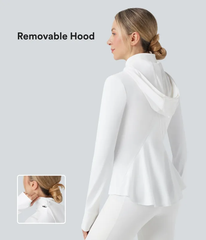 Halara Chamarra de senderismo ajustada con capucha extraíble, agujeros para pulgares y dobladillo con volantes - White - M sold by Halara