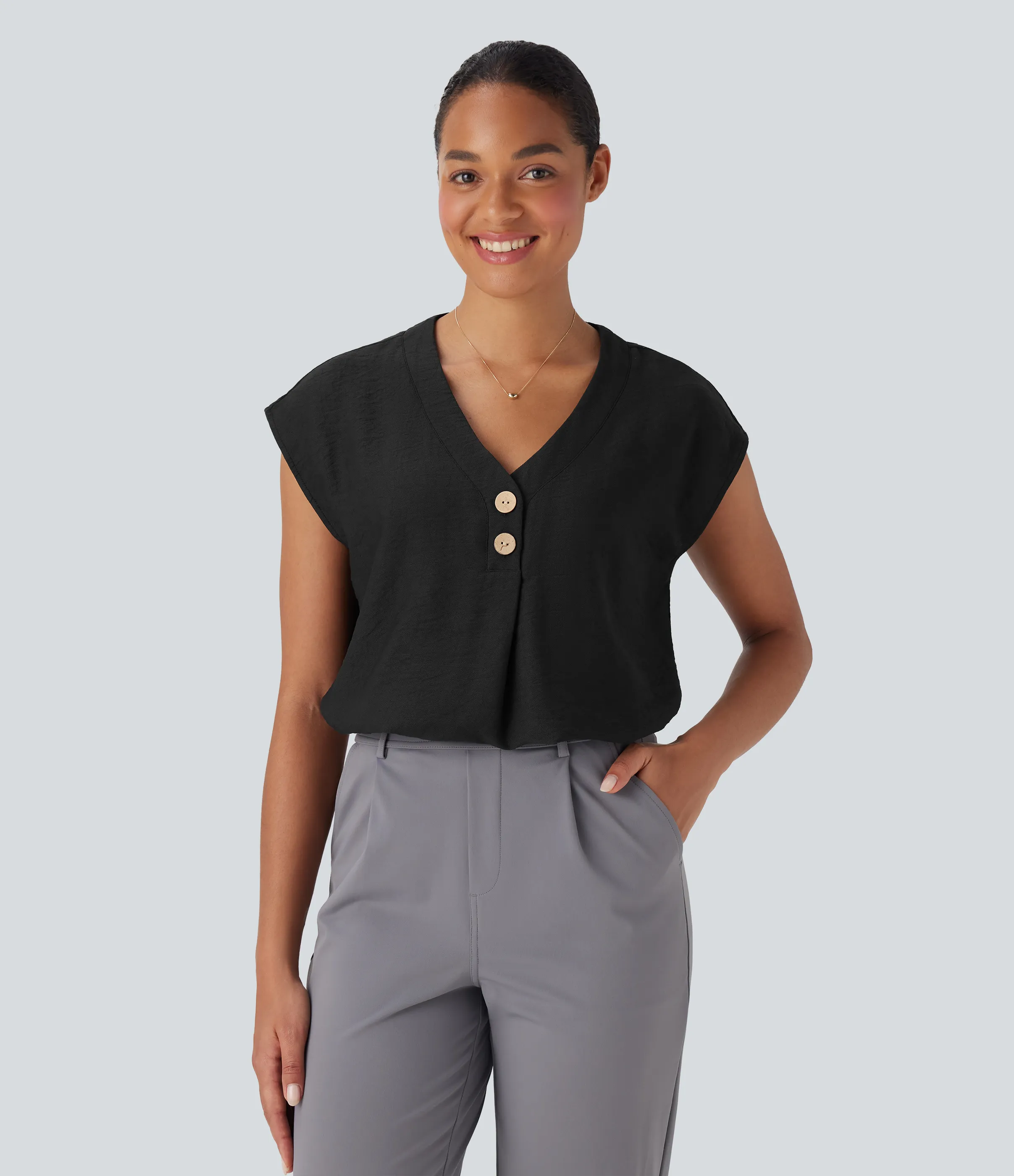 Halara Blusa de oficina de manga corta con botones decorativos y cuello en V - Black - XL sold by Halara