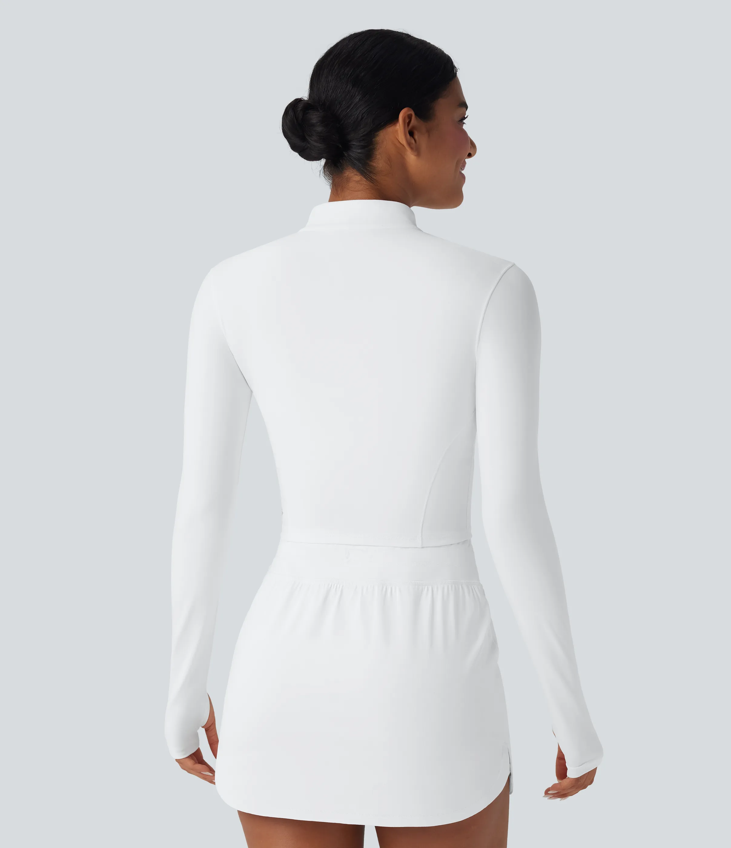 Halara Chaqueta de golf corta SoftlyZero™ con cuello alto afelpado y aberturas para los pulgares y cremallera - White - L sold by Halara product image thumbnail 3