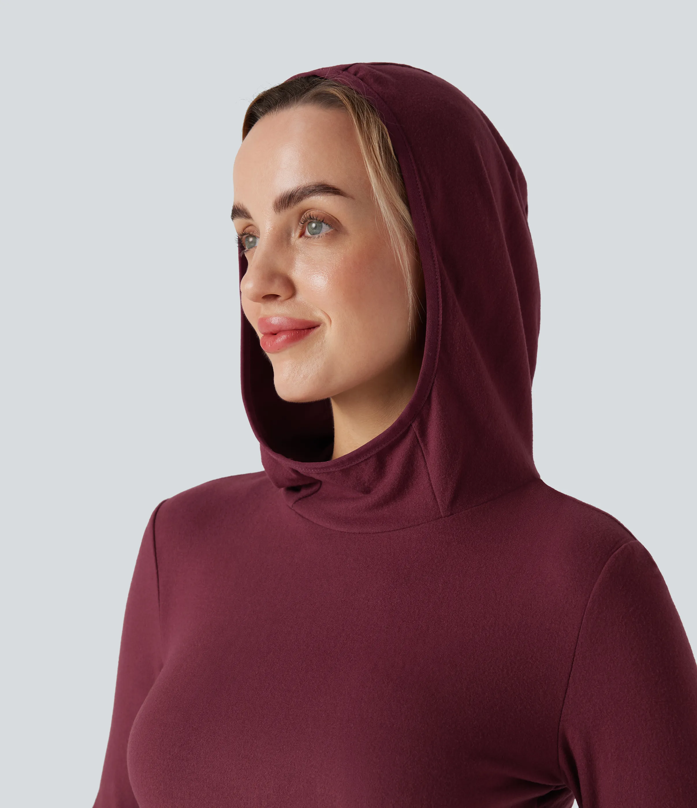 Halara Camiseta deportiva cálida de manga larga con capucha y agujeros para los pulgares para senderismo - Cordovan - XS sold by Halara product image thumbnail 5