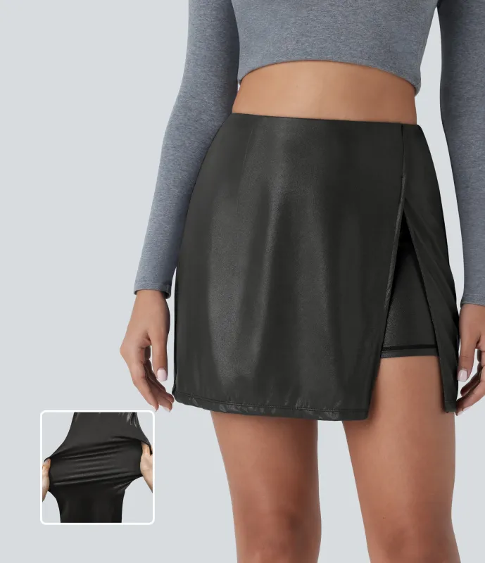 Halara Minifalda Softlyzero™ fiesta ajustada elástica estampado metalizado metalizado bolsillo lateral 2 en 1 dobladillo dividido tiro alto piel sintética - Shiny Dusk Black - M(regular) sold by Halara