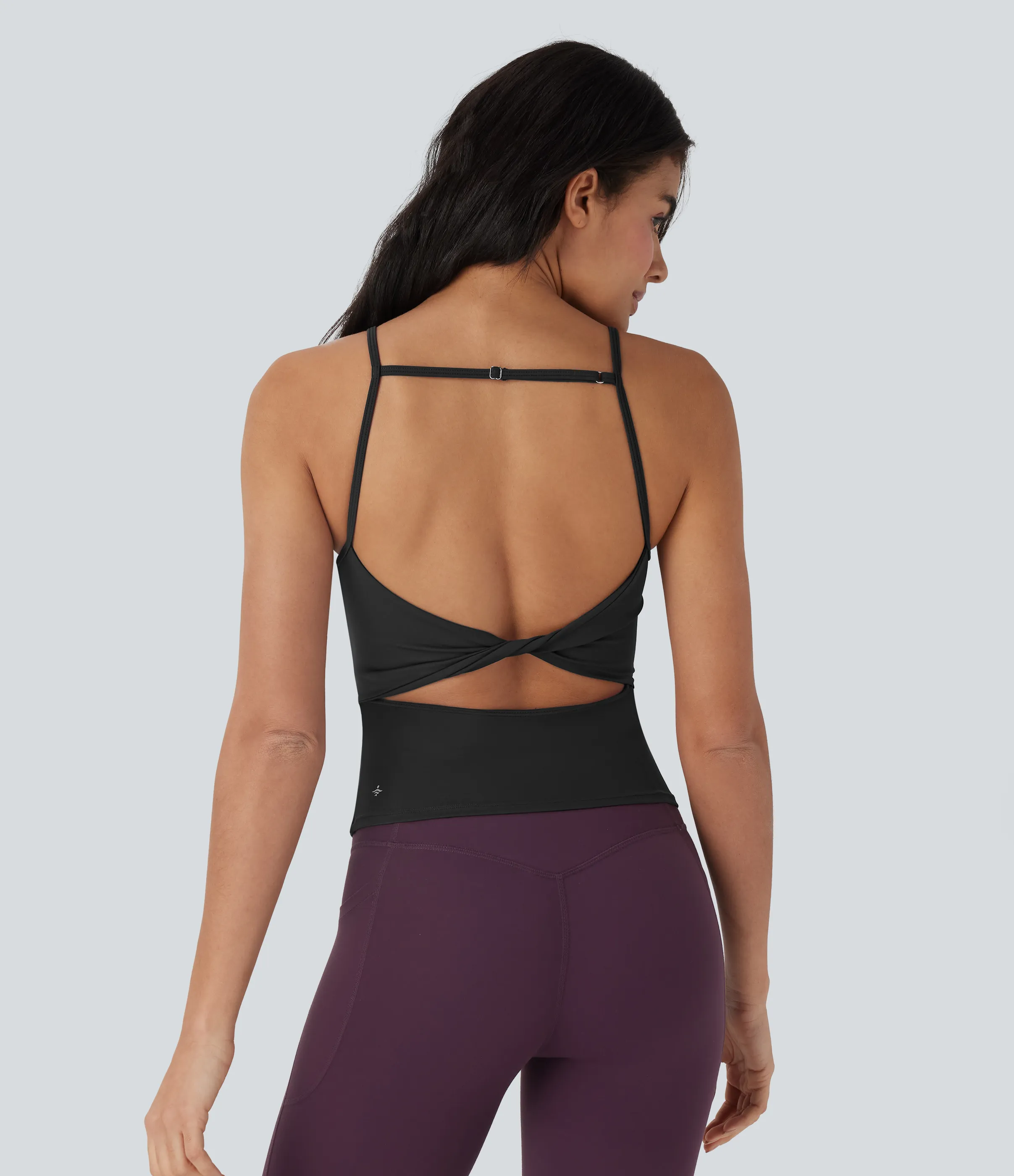 Halara Top de yoga Softlyzero™ Airy con espalda abierta retorcida y de tacto fresco - Black - XL sold by Halara product image thumbnail 2