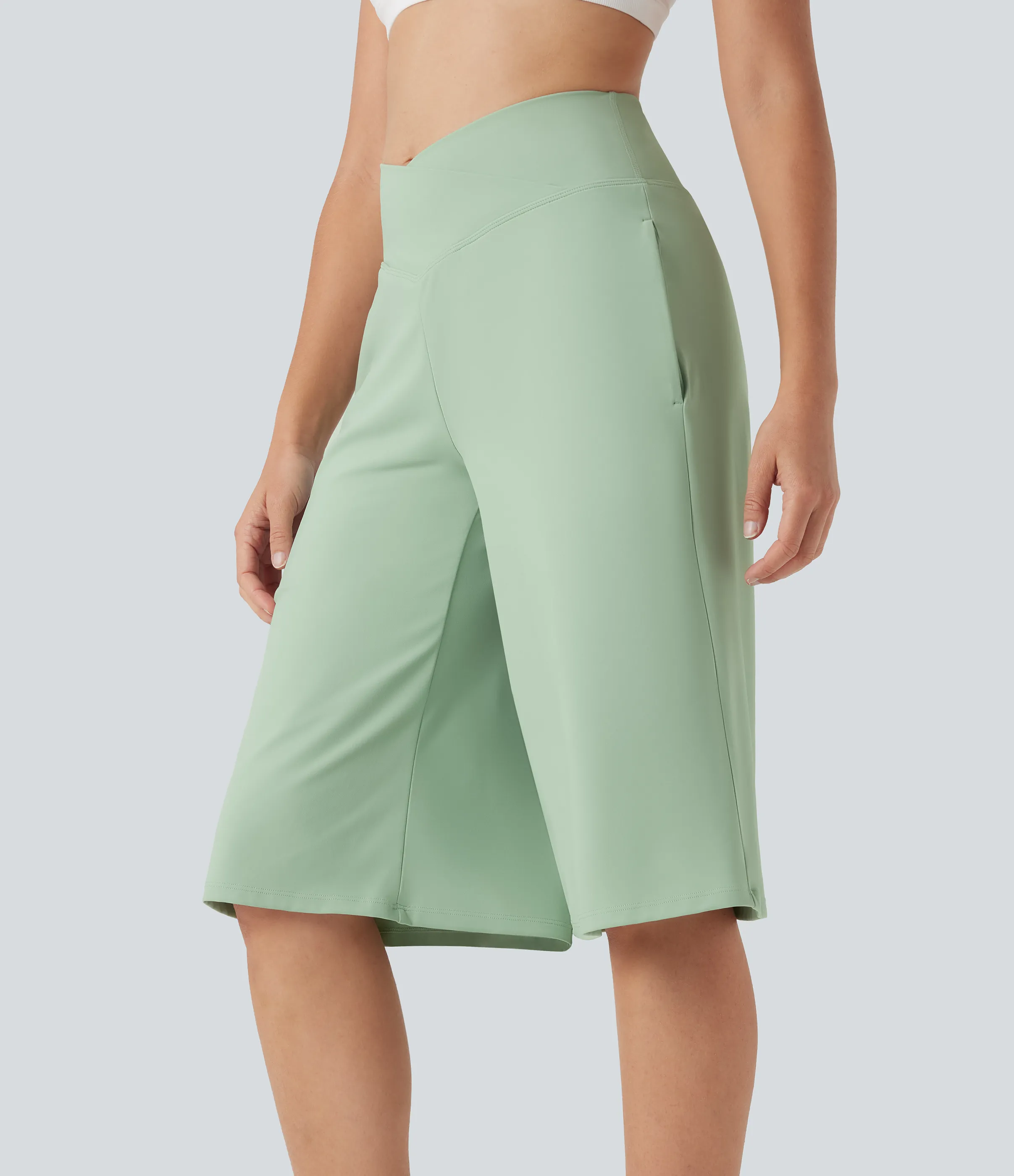 Halara Pantalones de yoga Softlyzero™ Airy de tiro alto cruzado con bolsillos en tacto frío - Light Bean Green - M sold by Halara product image thumbnail 2
