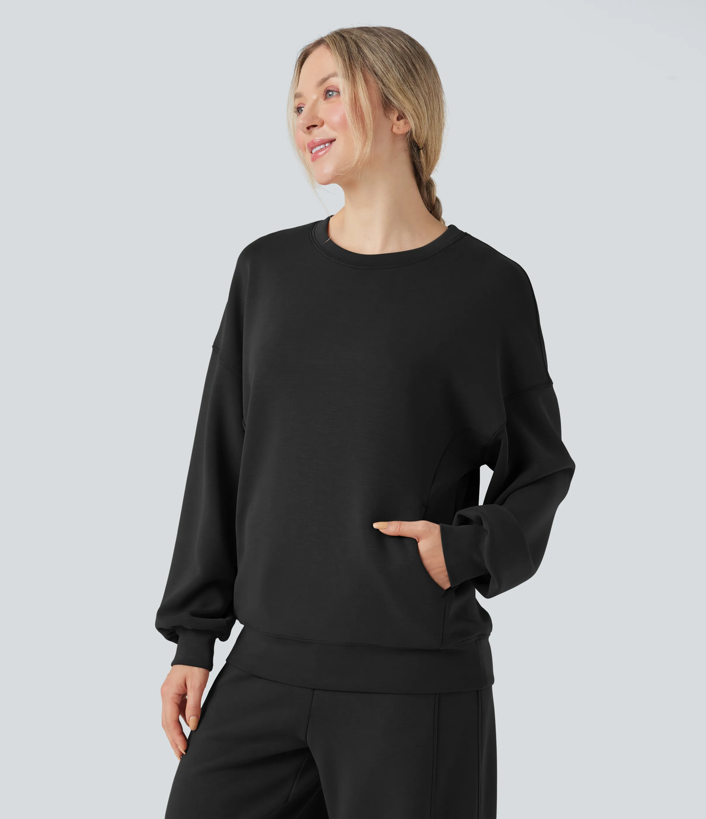 Halara Sudadera casual de manga larga con escote redondeado y espalda cruzada con bolsillos - Black - M sold by Halara product image thumbnail 3