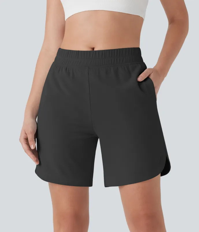 Halara Bermudas de yoga con cintura media, bolsillos laterales y dobladillo curvo - Black Oyster - XS sold by Halara