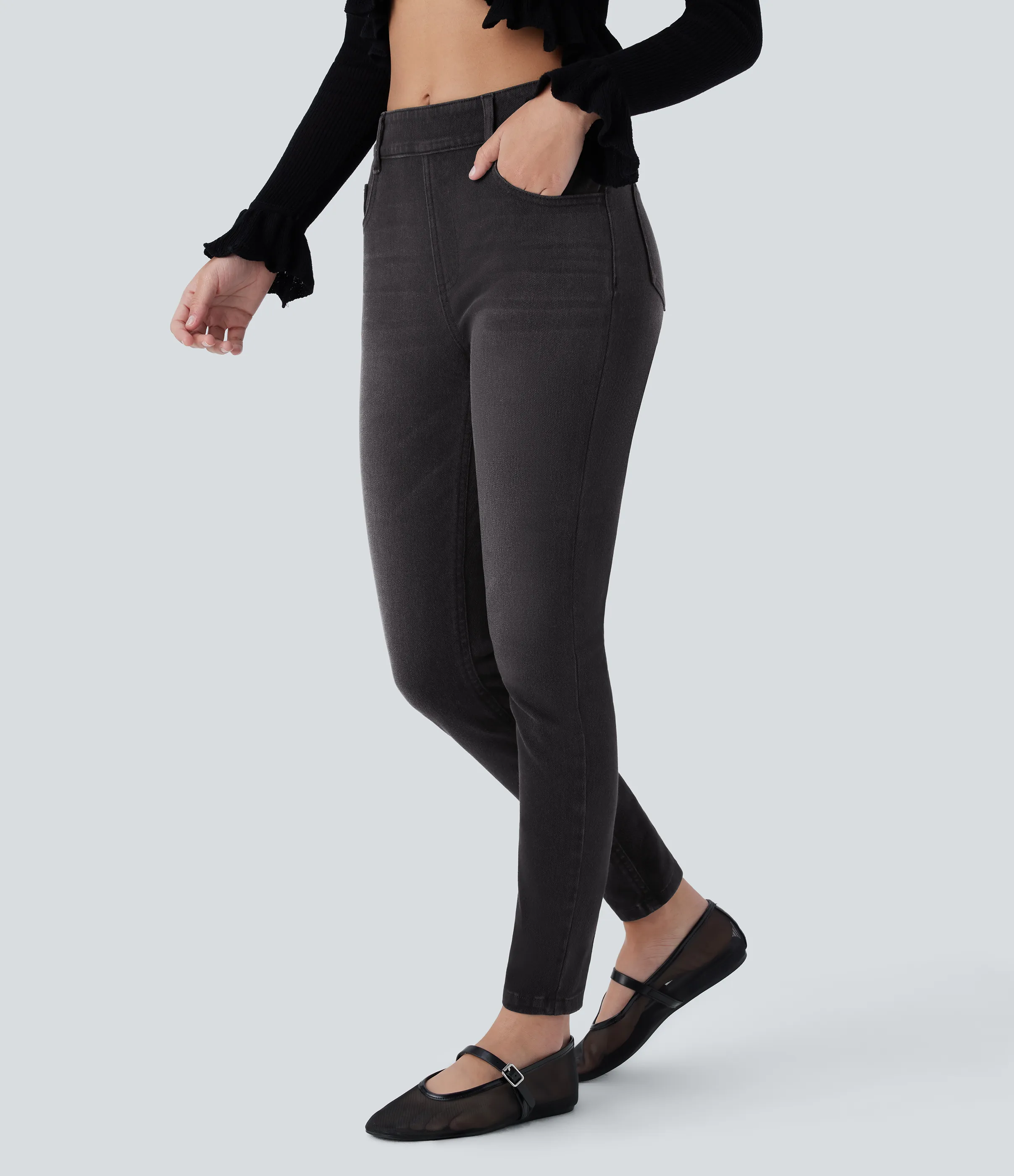 Halara Jeans Halara Flex™ Denim ajustado elástico múltiple bolsillo tiro medio - Deep Ink Black Denim - XS(regular) sold by Halara product image thumbnail 2