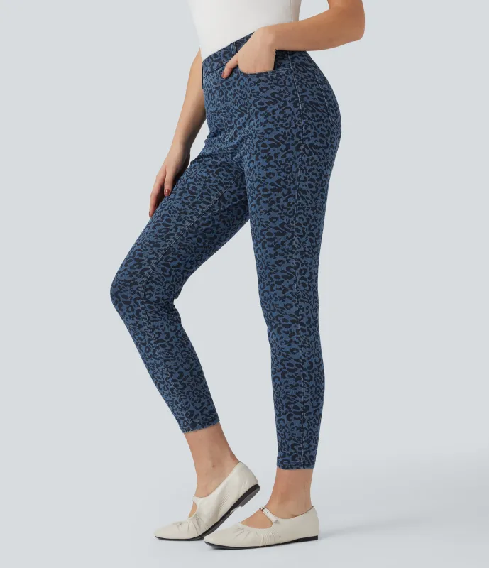 Halara Jeans Halara Flex™ casuales y ajustados de tiro alto con estampado de leopardo en largo 7/8 y bolsillos - Tide Blue Denim - XS(regular) sold by Halara