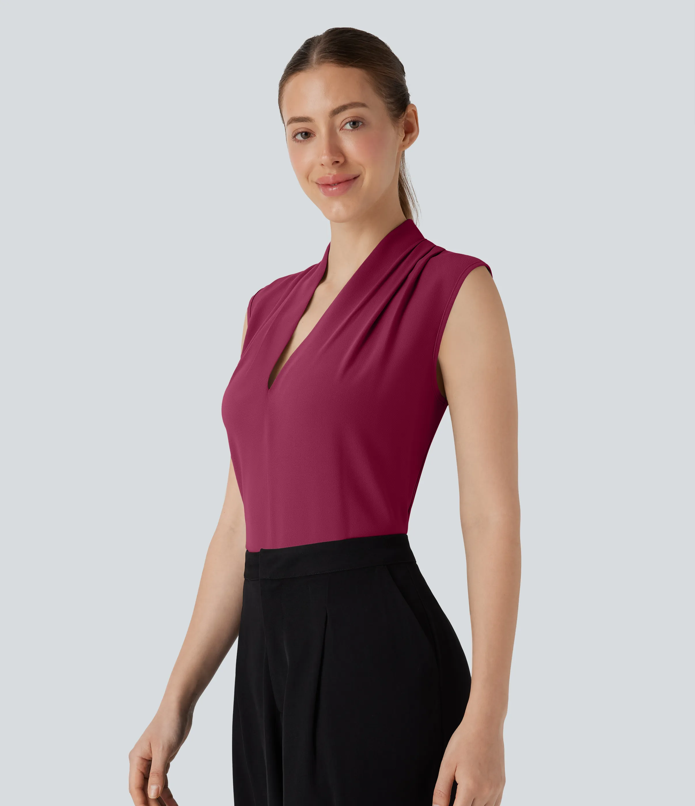 Halara Blusa oficina sin mangas cuello V - Beet Red - S sold by Halara product image thumbnail 4