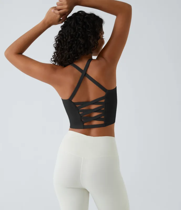Halara Top corto de yoga en copas D-F - Black - L sold by Halara