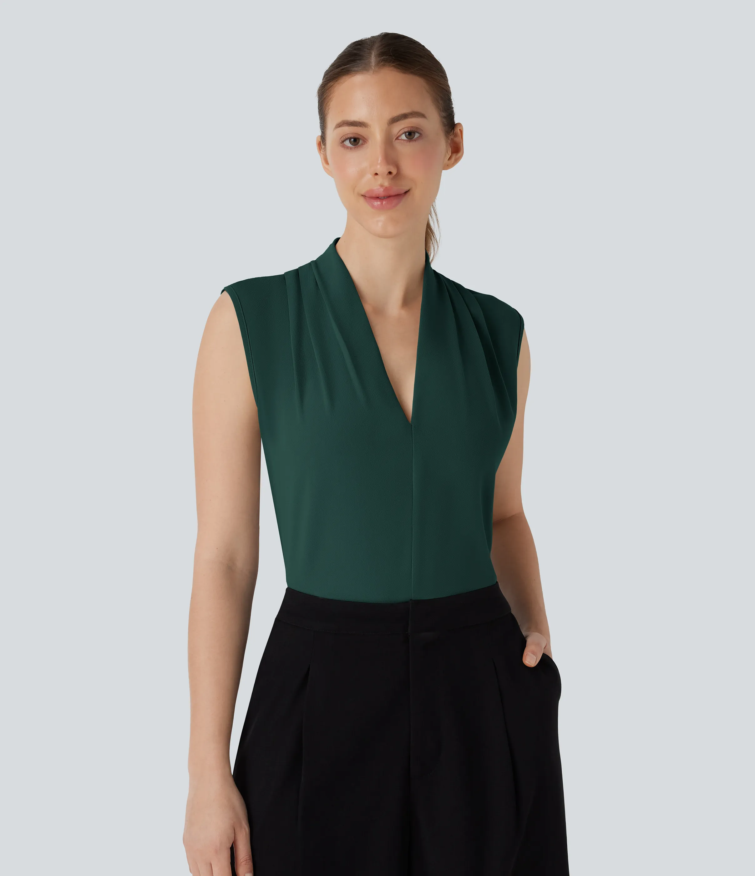 Halara Blusa oficina sin mangas cuello V - Karst Green - L sold by Halara product image thumbnail 2