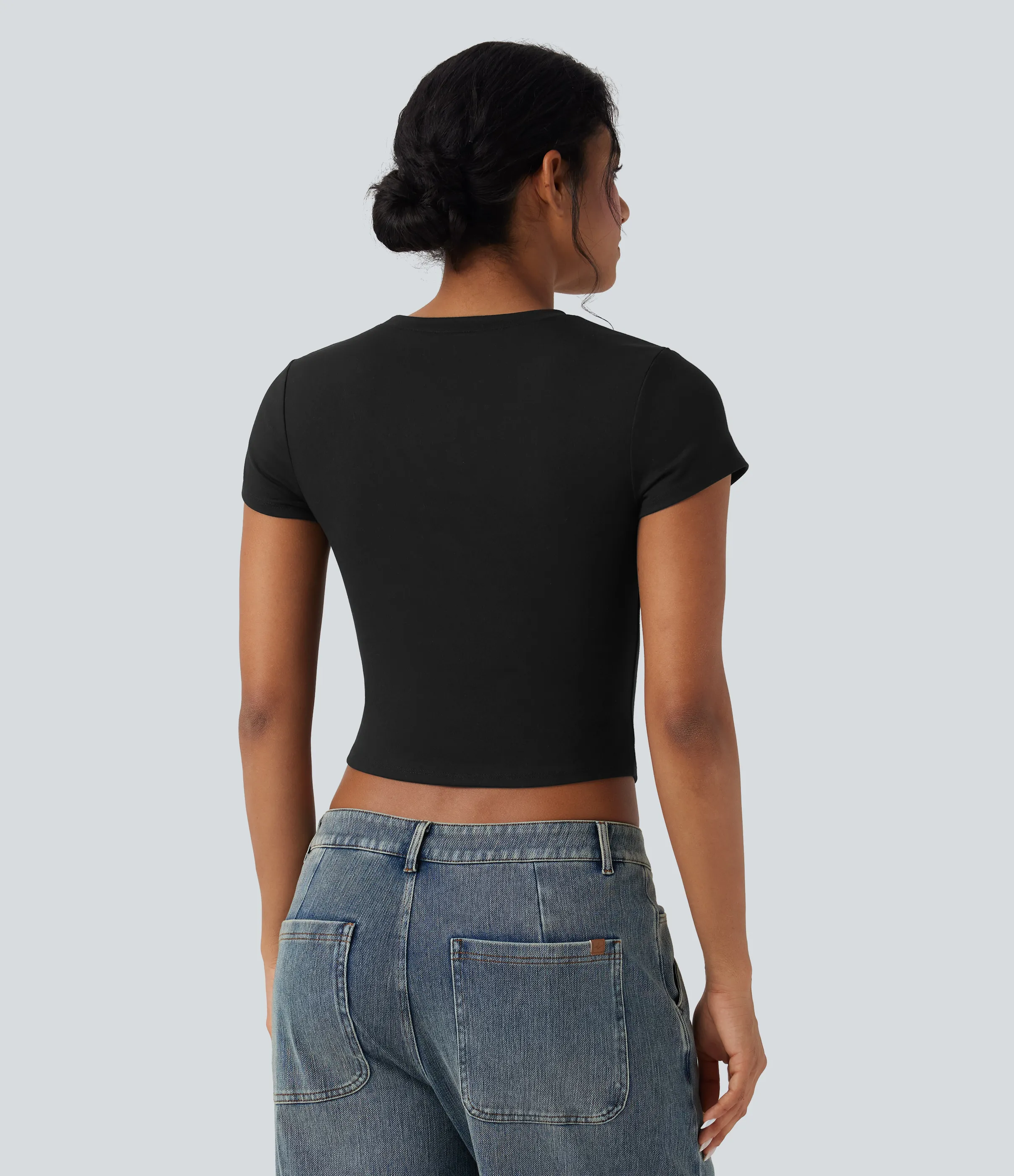 Halara Camiseta casual corta y ajustada con cuello redondo - Black - XL sold by Halara product image thumbnail 3