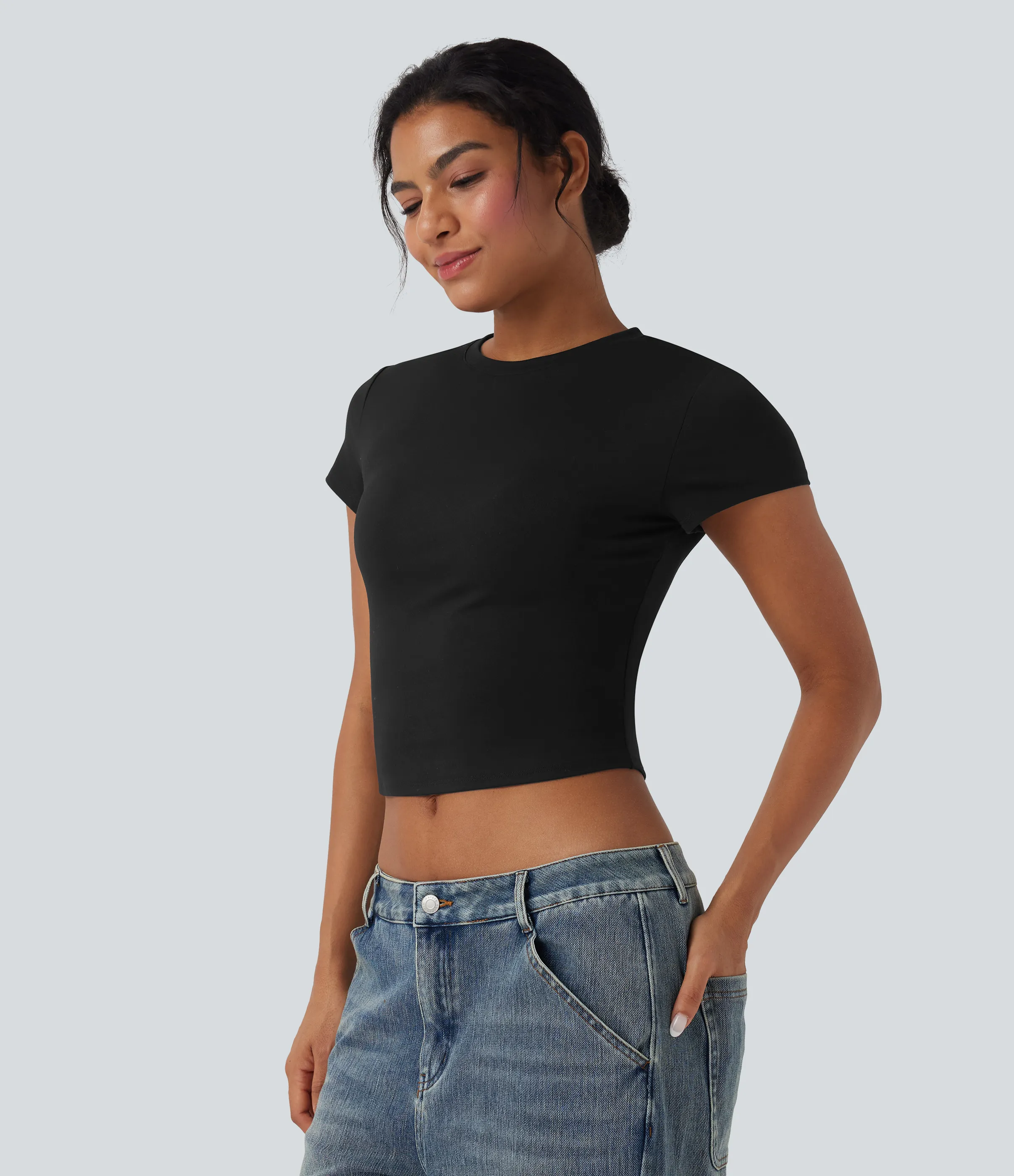 Halara Camiseta casual corta y ajustada con cuello redondo - Black - XL sold by Halara product image thumbnail 4