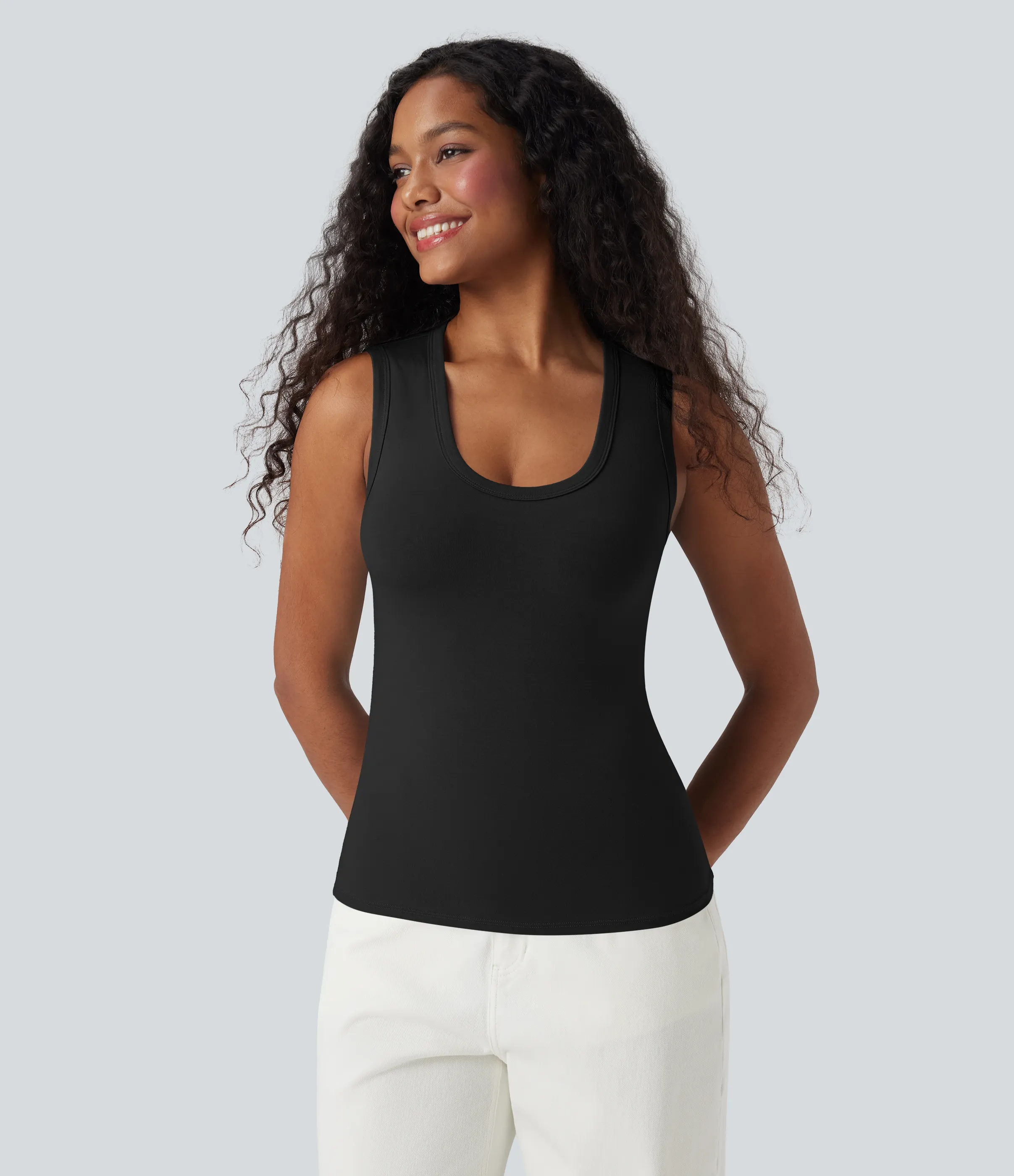 Halara Camiseta sin mangas casual de corte entallado con cuello en U - Black - XS sold by Halara product image thumbnail 4
