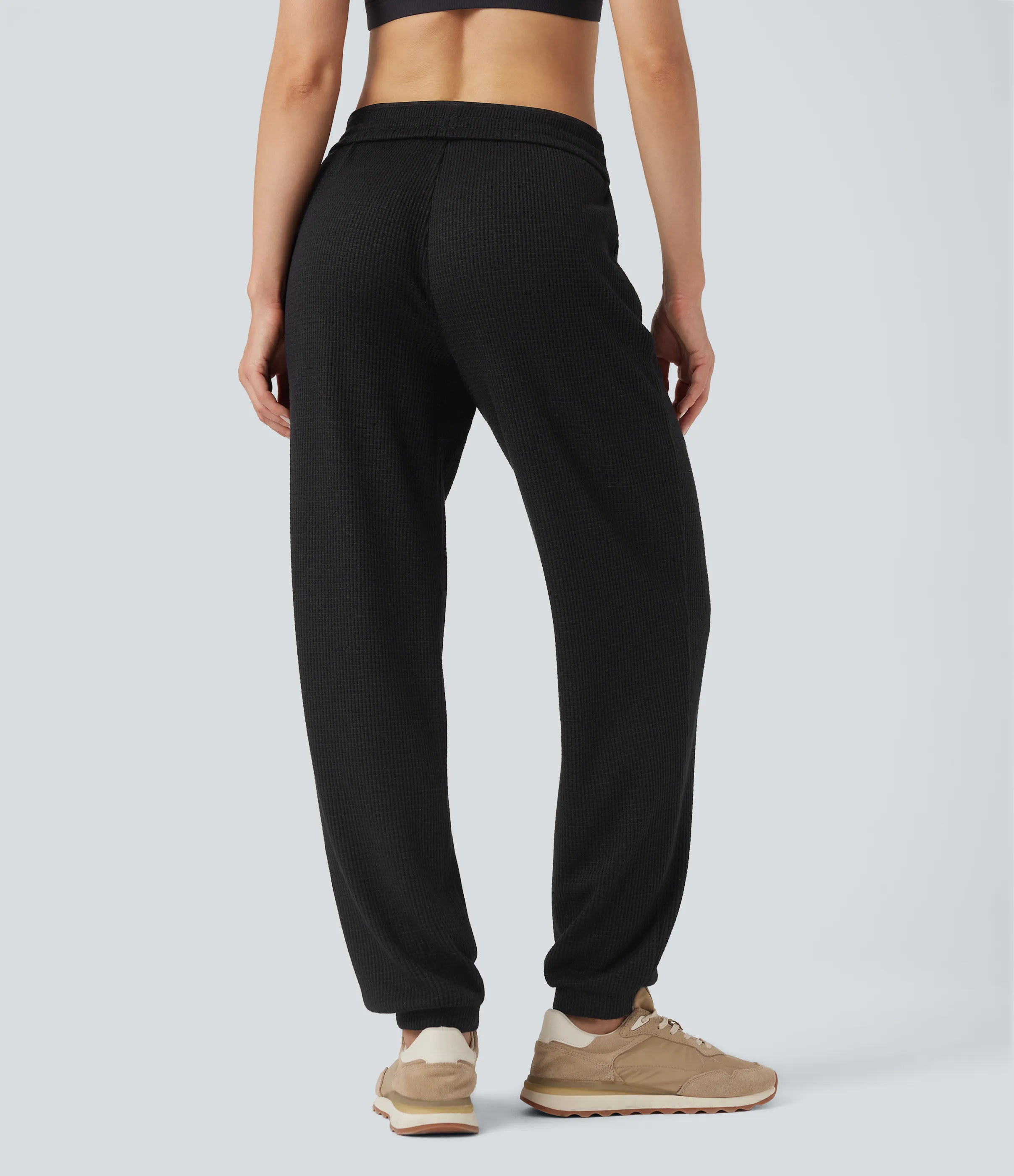 Halara Joggers casuales de tiro alto con cordón y bolsillos - Black - S(regular) sold by Halara product image thumbnail 3