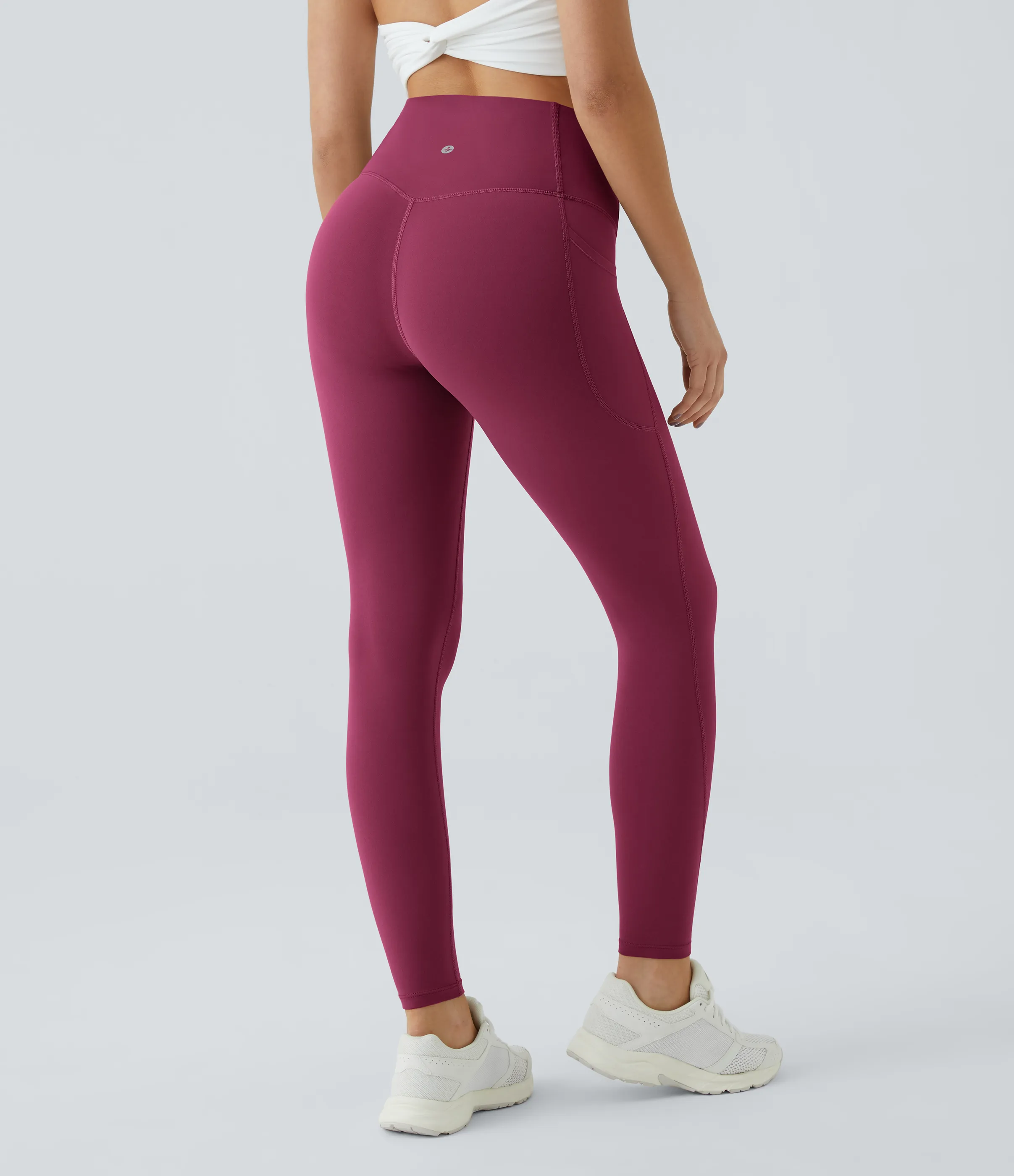 Halara Leggings SoCinched UltraSculpt entrenamiento control abdomen bolsillo lateral tiro alto - Red Plum - XS(7/8) sold by Halara product image thumbnail 4