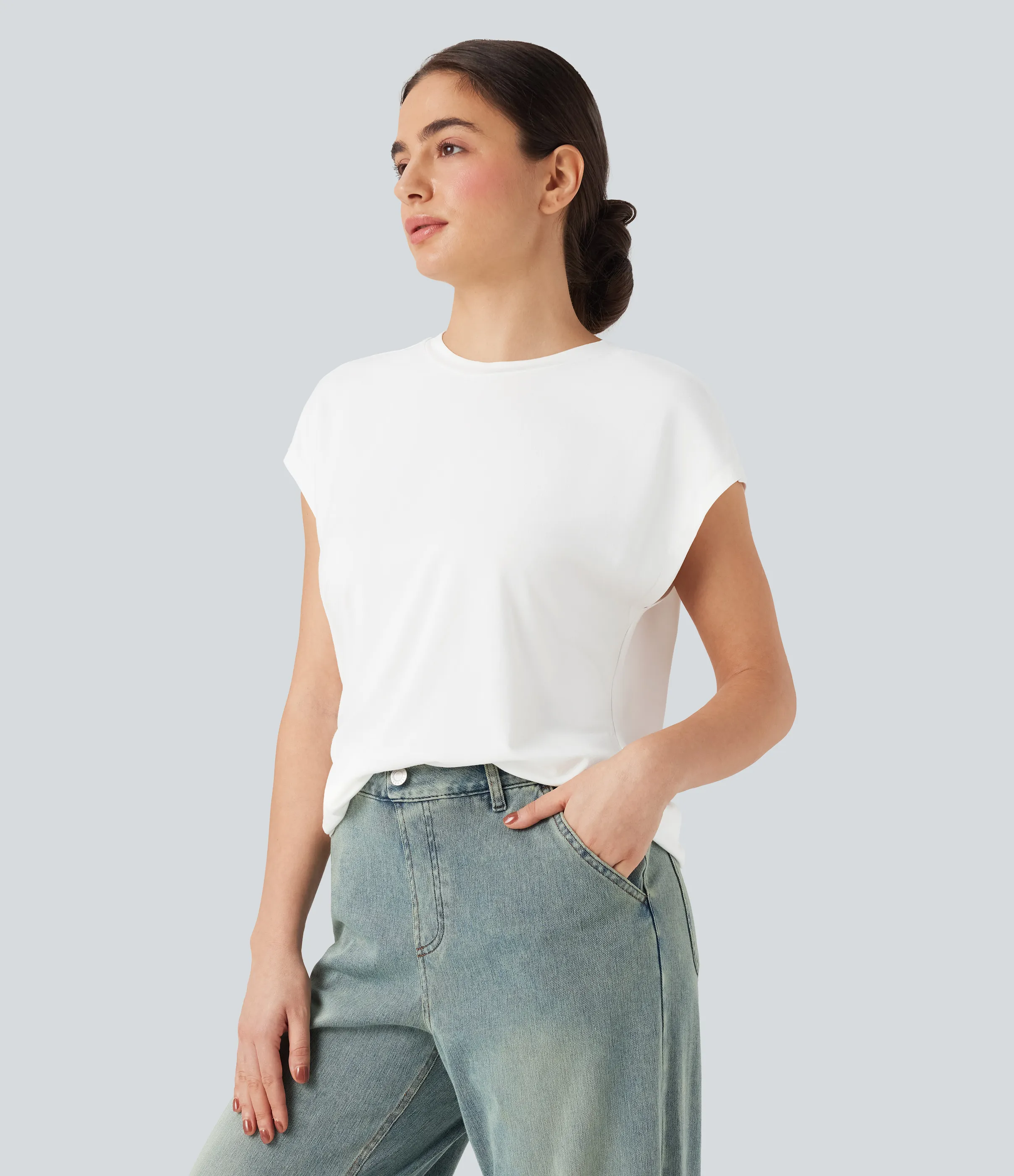 Halara Top casual con cuello redondo con manga corta - White - S sold by Halara product image thumbnail 4