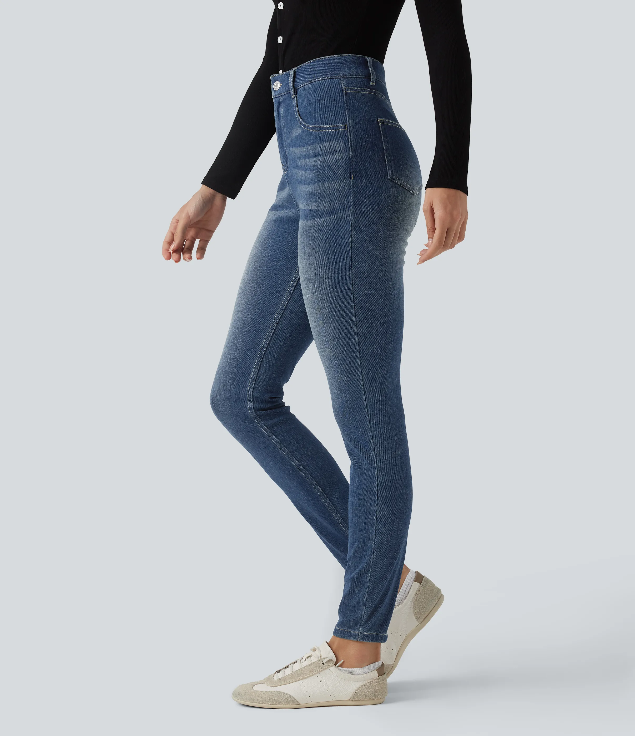 Halara Jeans ajustados casuales Halara Flex™ de tiro alto con bolsillos - Blue Surf Denim - S(regular) sold by Halara product image thumbnail 2