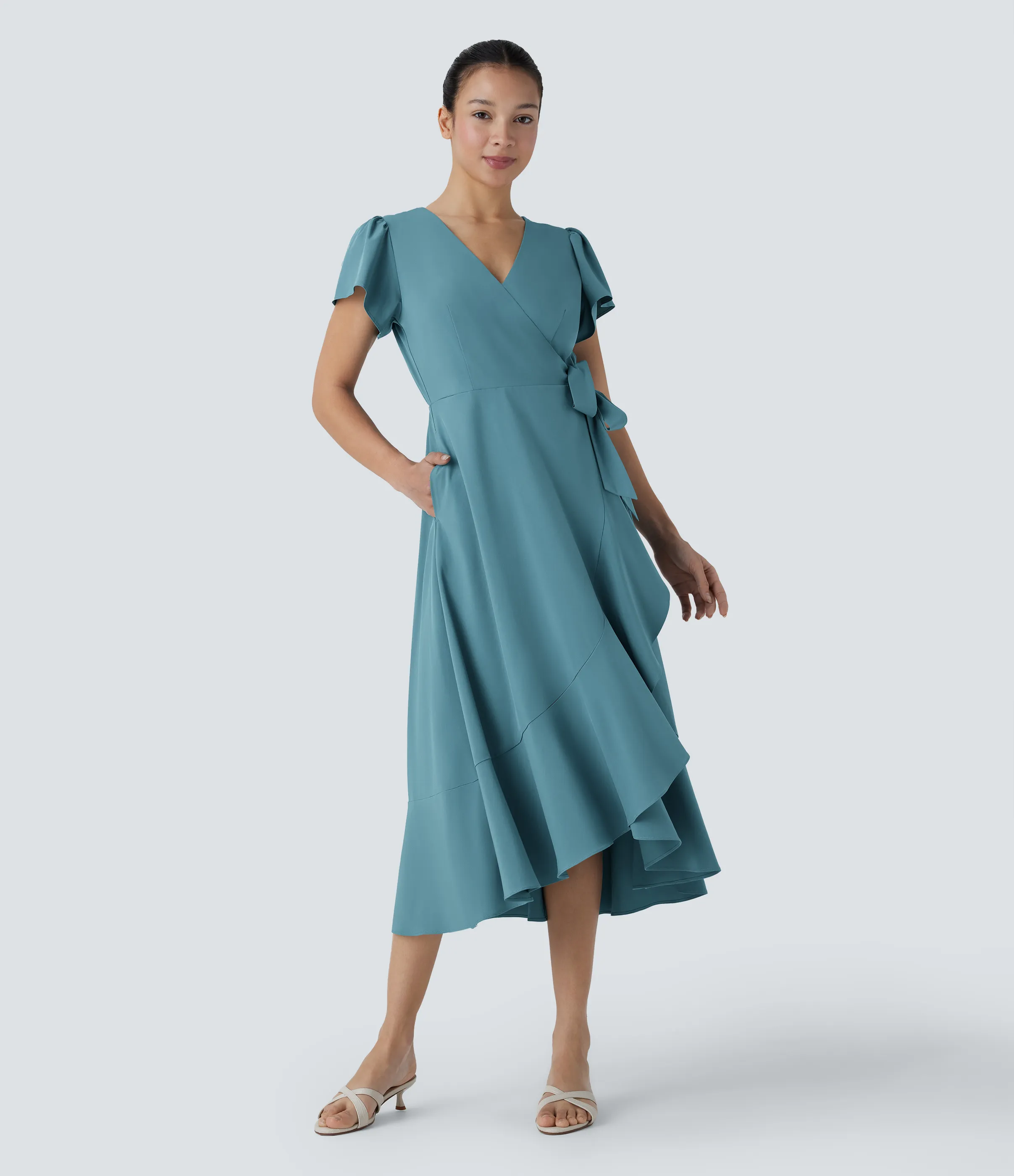 Halara Vestido midi Breezeful™ fluido secado rápido volante bolsillo lateral manga corta cuello V - Stone Blue - M sold by Halara product image thumbnail 4