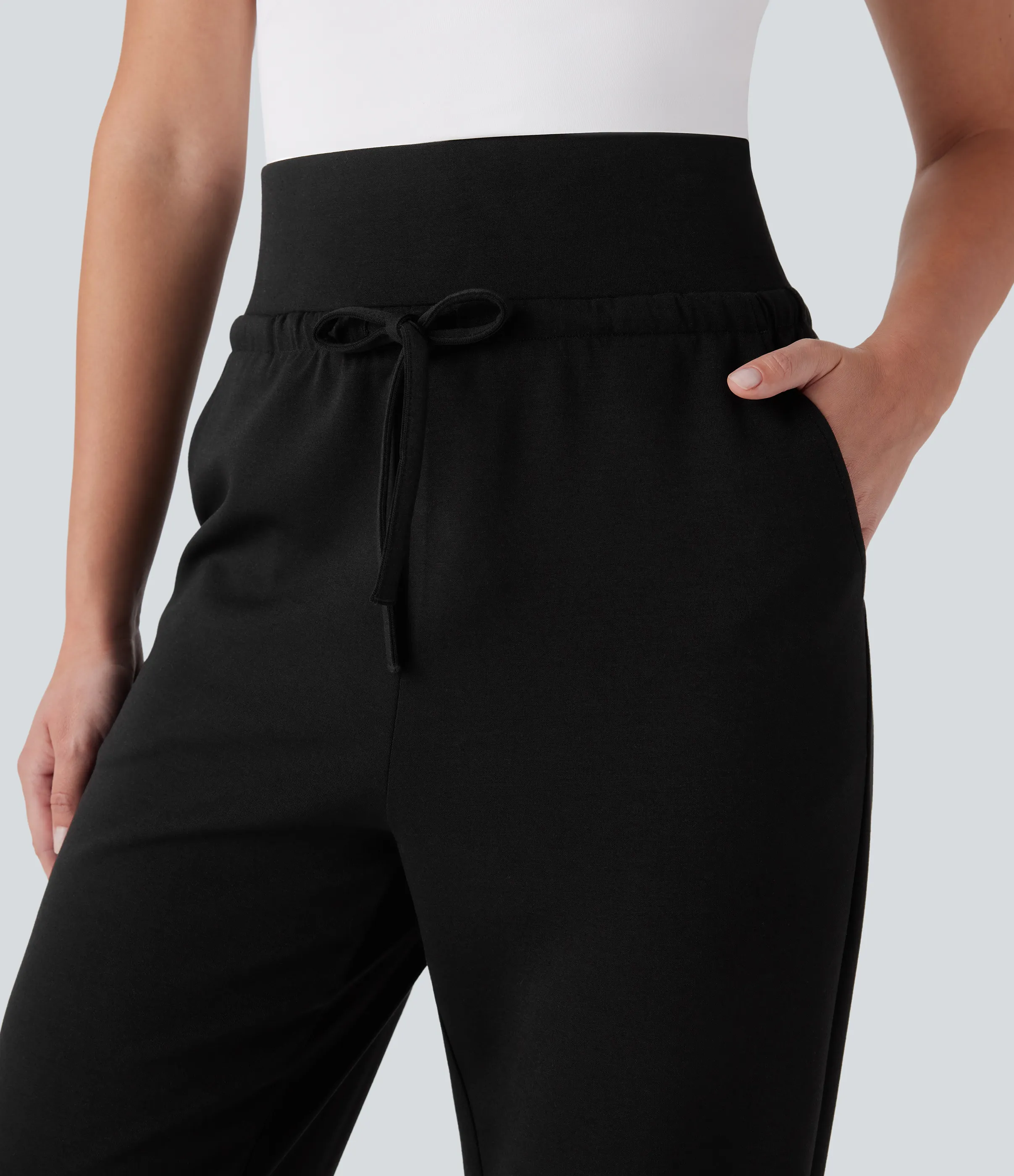 Halara Pantalón viaje ajustado tiro alto múltiple bolsillo cordón ajustable - Black - XS(regular) sold by Halara product image thumbnail 5