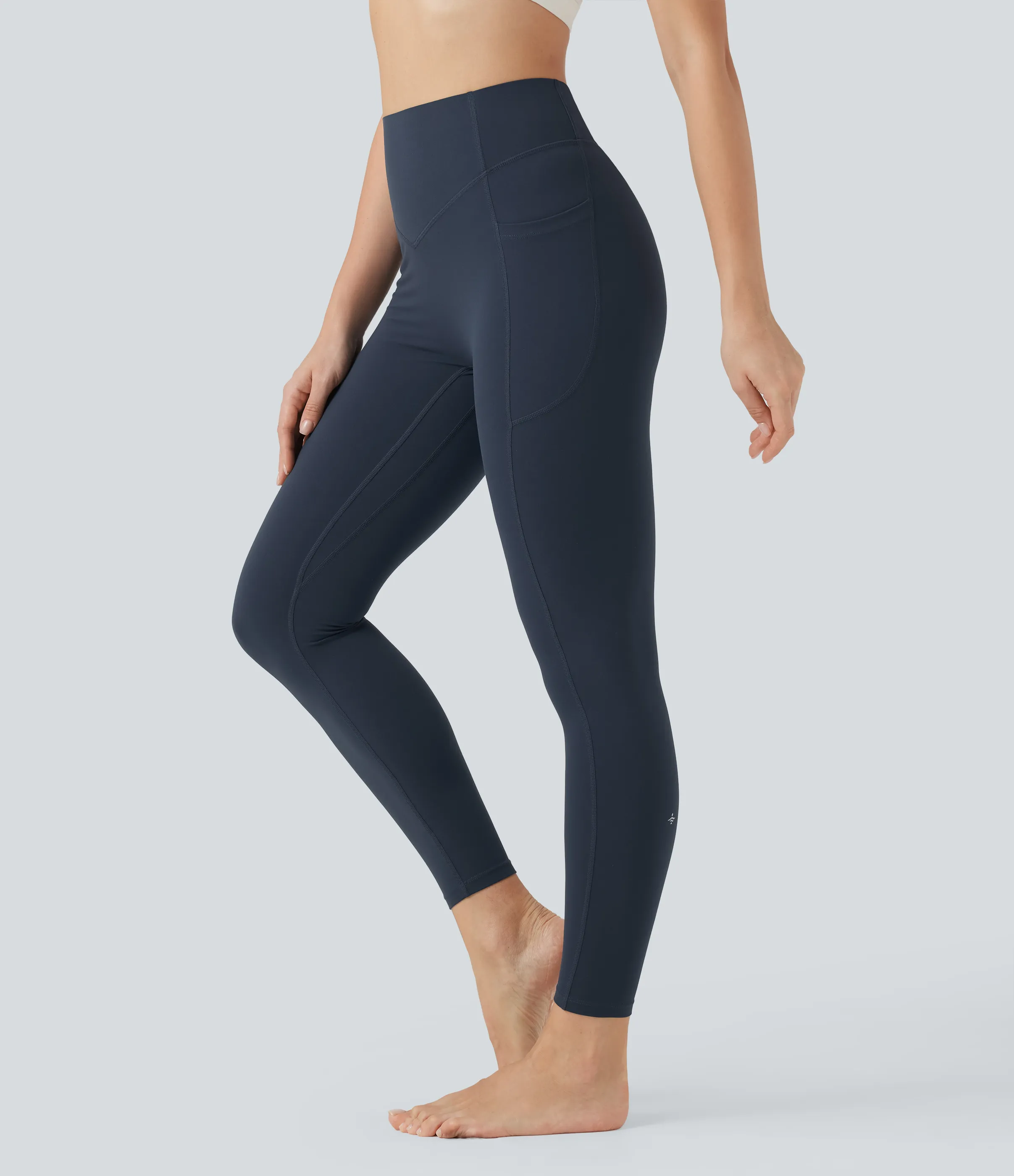 Halara Leggings de yoga Halara UltraSculpt™ moldeadores de cintura alta con control de abdomen y bolsillos - Carbon - XL(7/8) sold by Halara product image thumbnail 4