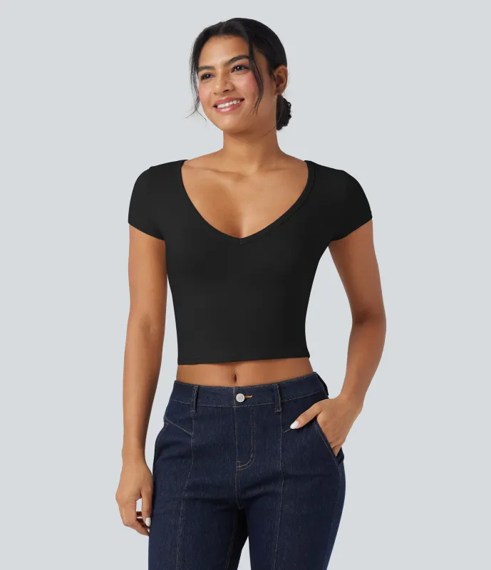 Halara Camiseta casual ajustada de manga corta con escote en V profundo - Black - M sold by Halara