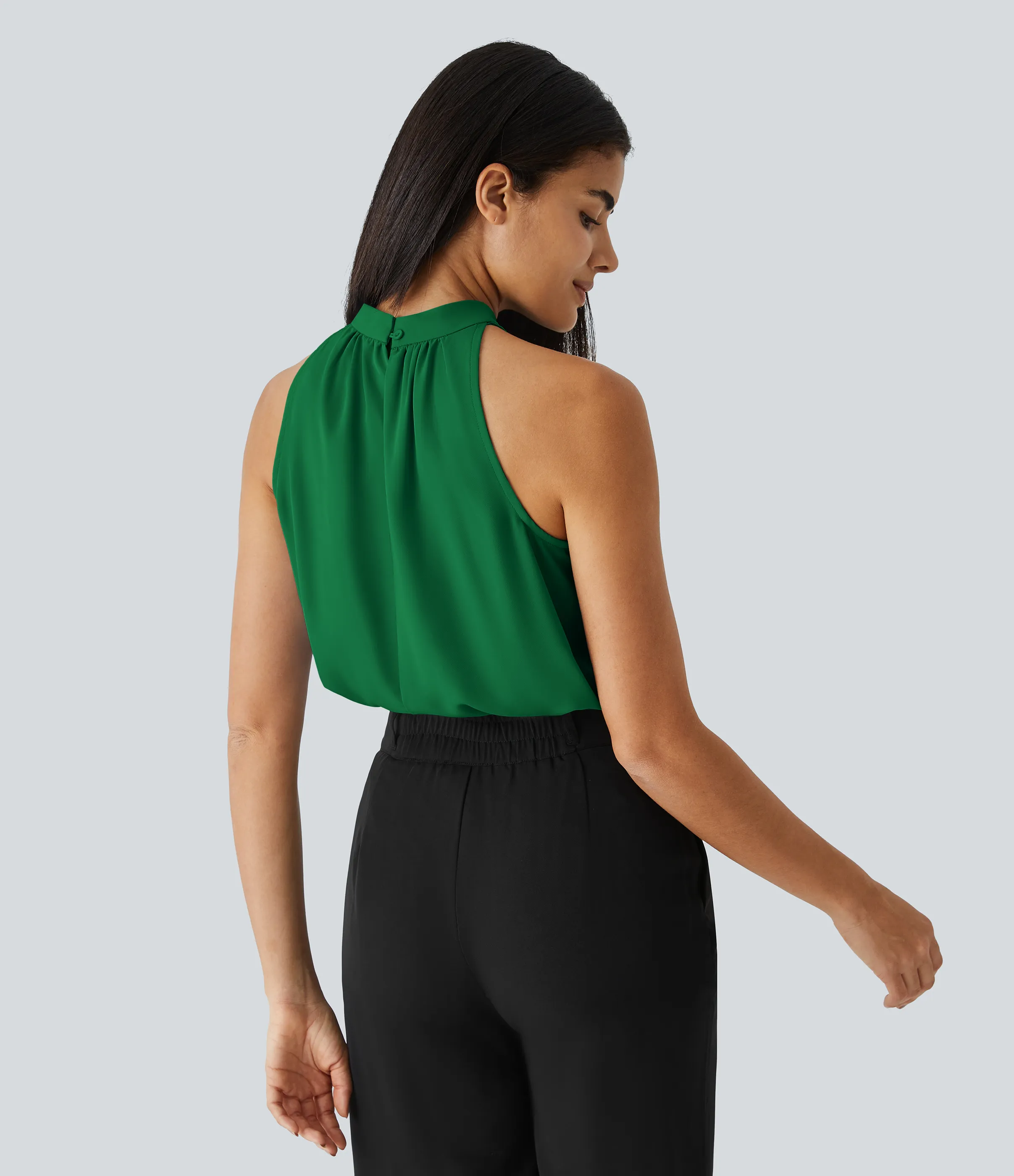 Halara Blusa oficina dobladillo curvado sin manga plisada abertura espalda halter - Abundant Green - L sold by Halara product image thumbnail 3