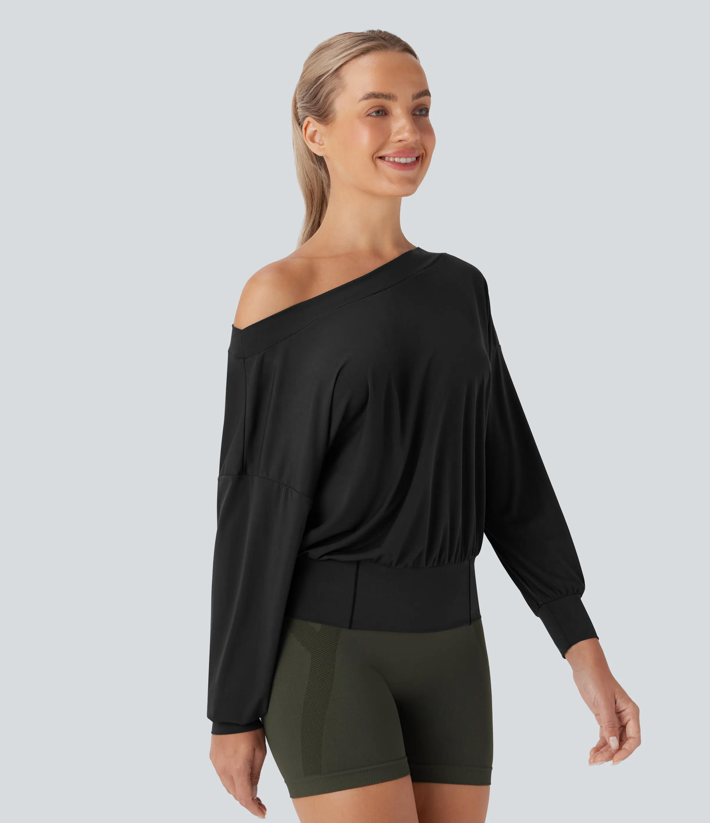 Halara Top deportivo de yoga oversize de secado rápido con hombro descubierto y tacto fresco - Black - L sold by Halara product image thumbnail 4