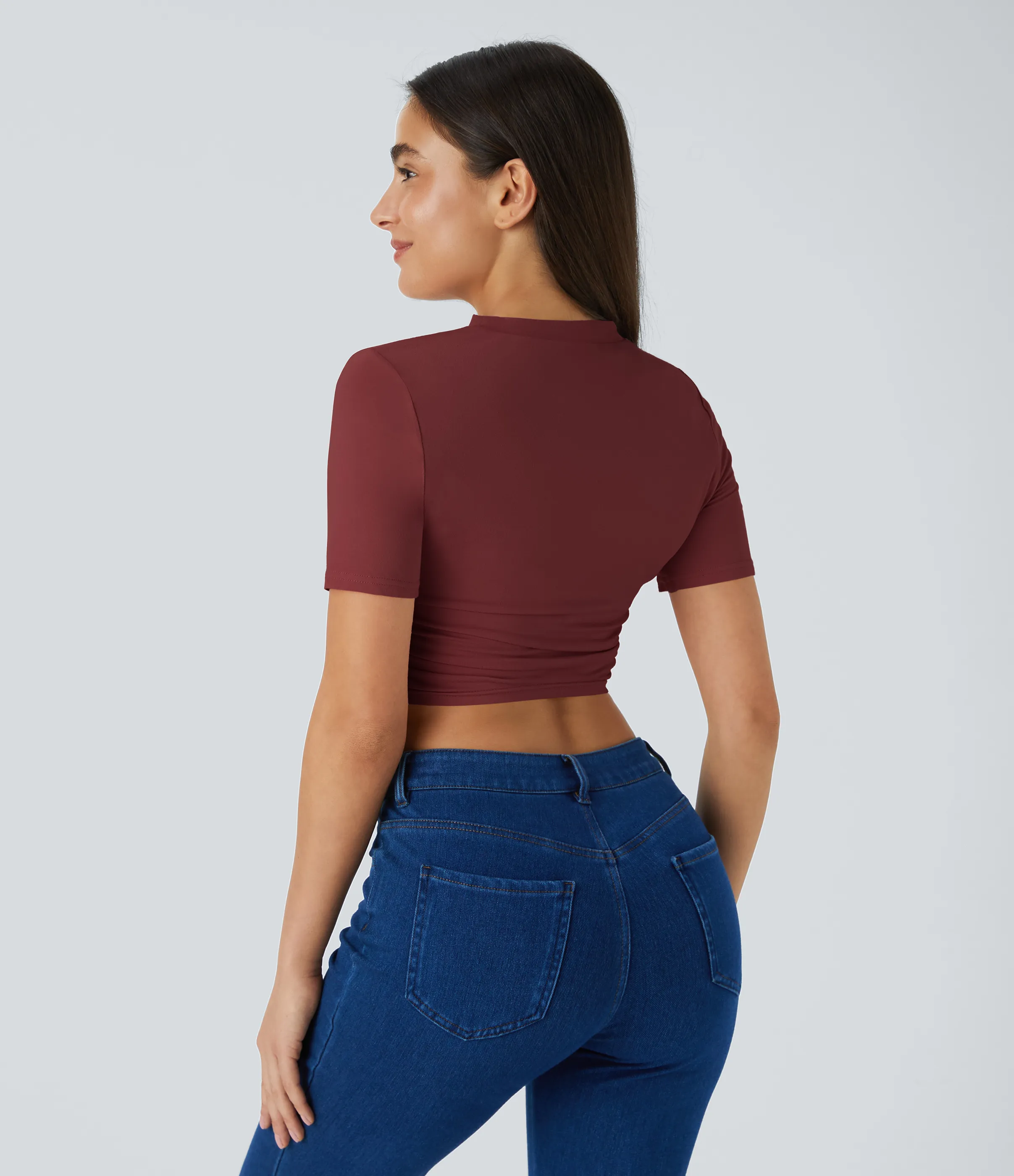 Halara Camiseta recortada ajustada pliegue manga corta cuello redondo - New Maroon - S sold by Halara product image thumbnail 3