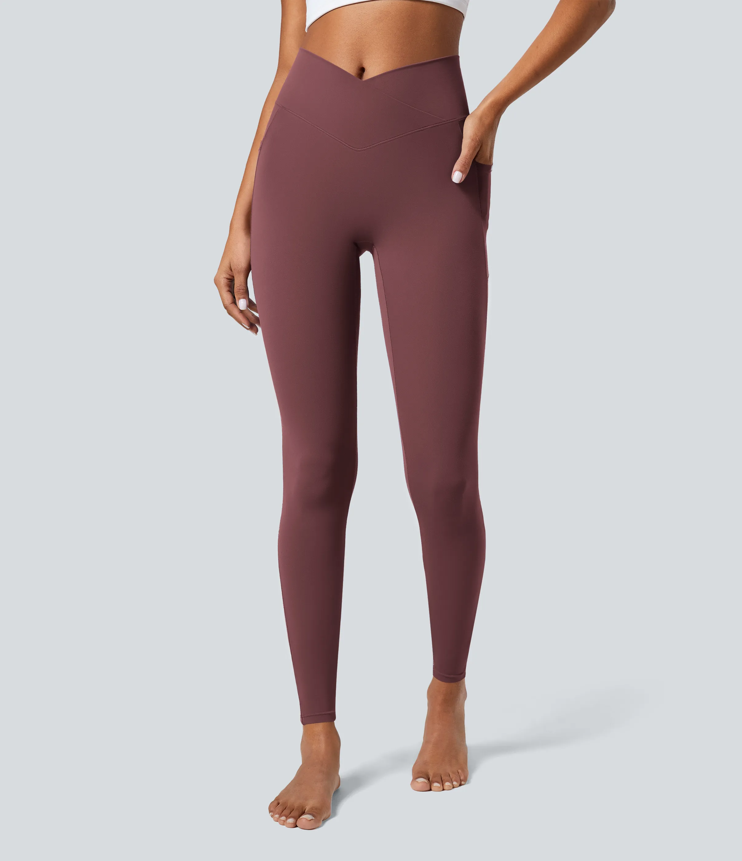 Halara Leggings Softlyzero™ liso bolsillo cruzado - Red Mahogany - XS(7/8) sold by Halara