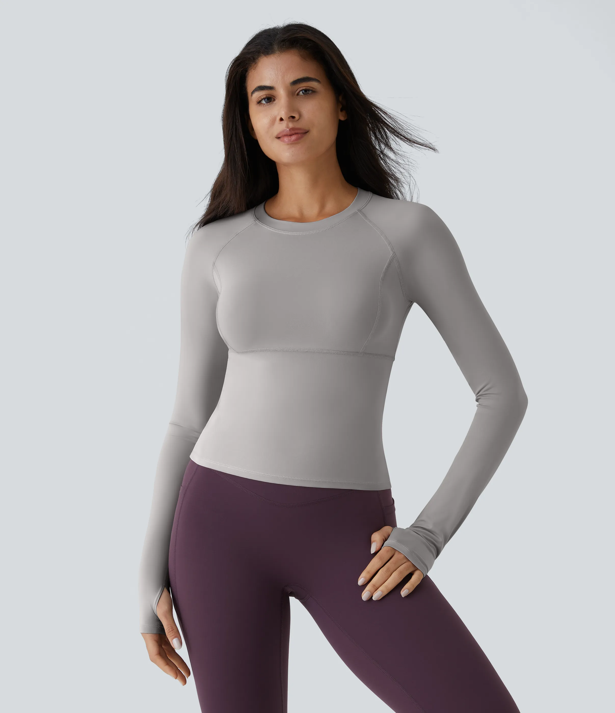 Halara Top deportivo yoga abertura pulgar - Mist Grey - M(Long) sold by Halara product image thumbnail 3